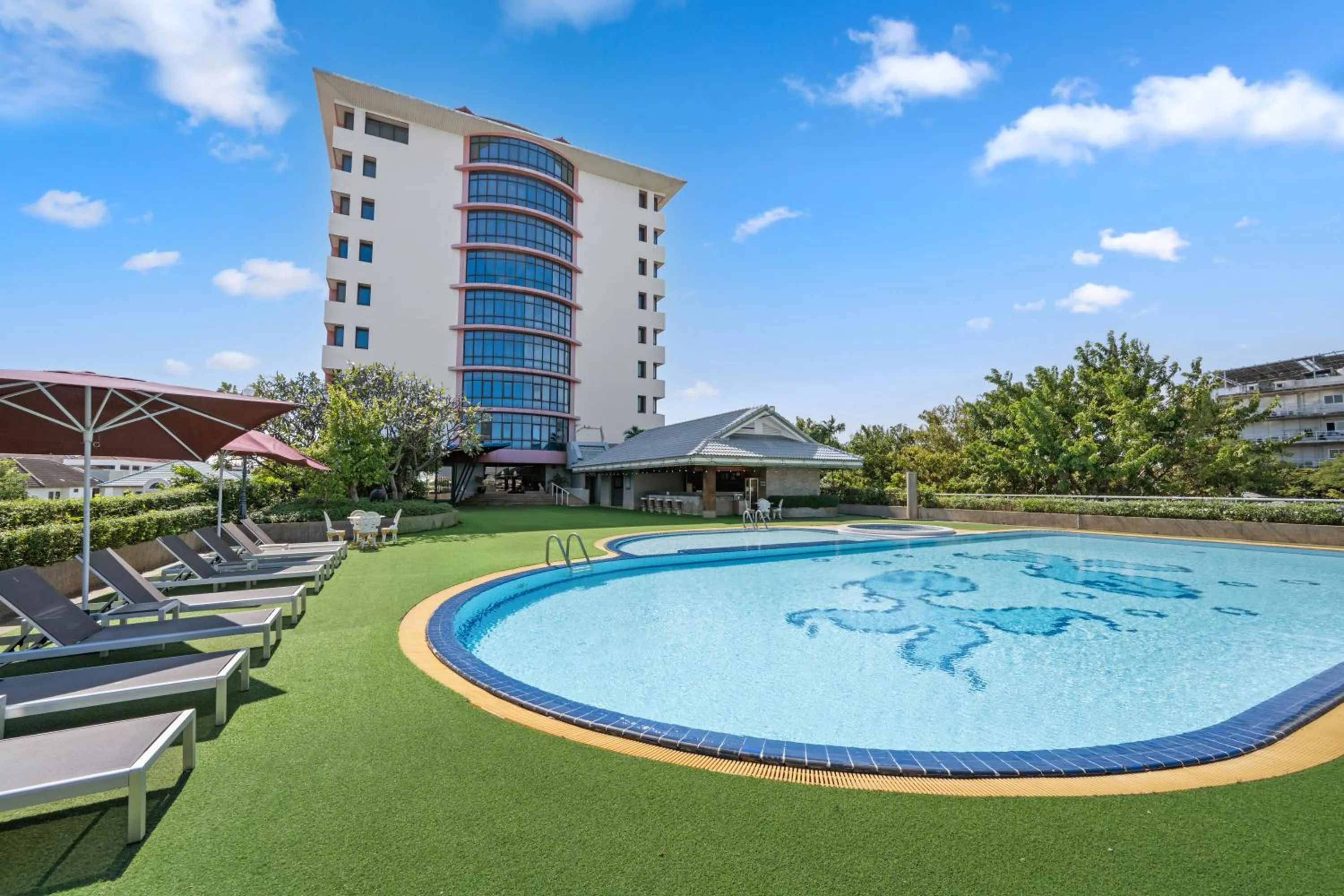 Pool view in Town in Town Hotel Bangkok
