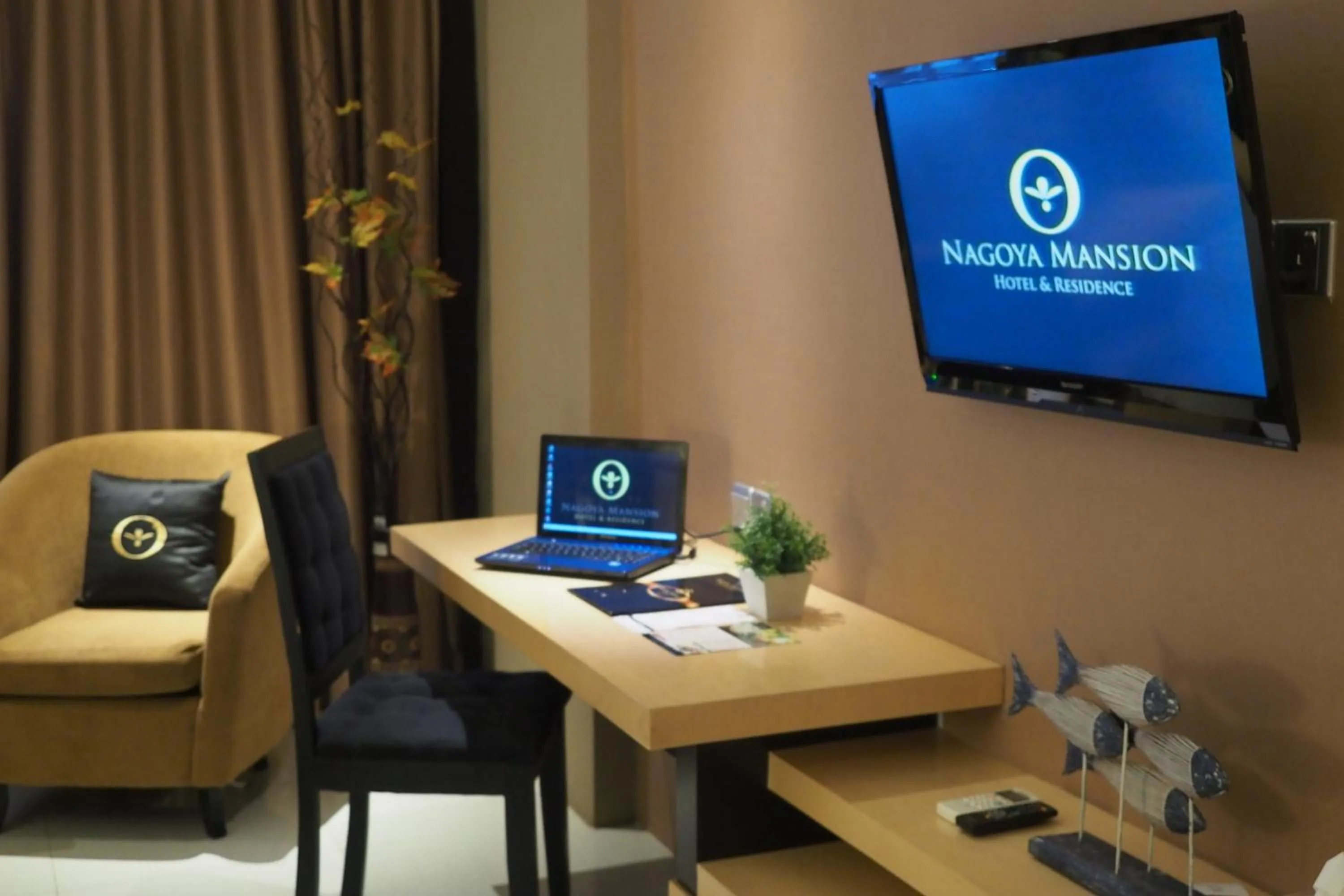 TV and multimedia in Nagoya Mansion Hotel and Residence
