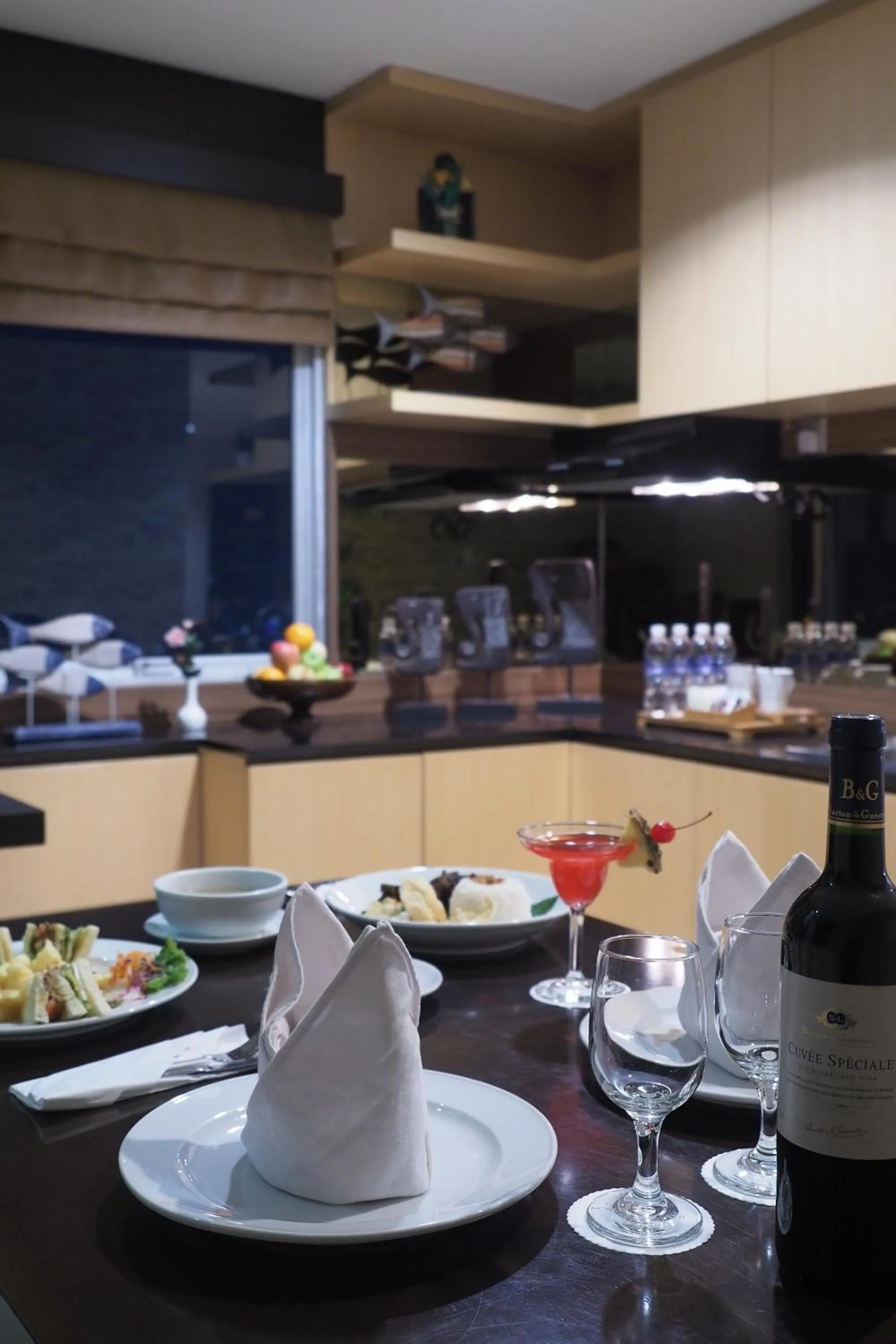 Dining area in Nagoya Mansion Hotel and Residence