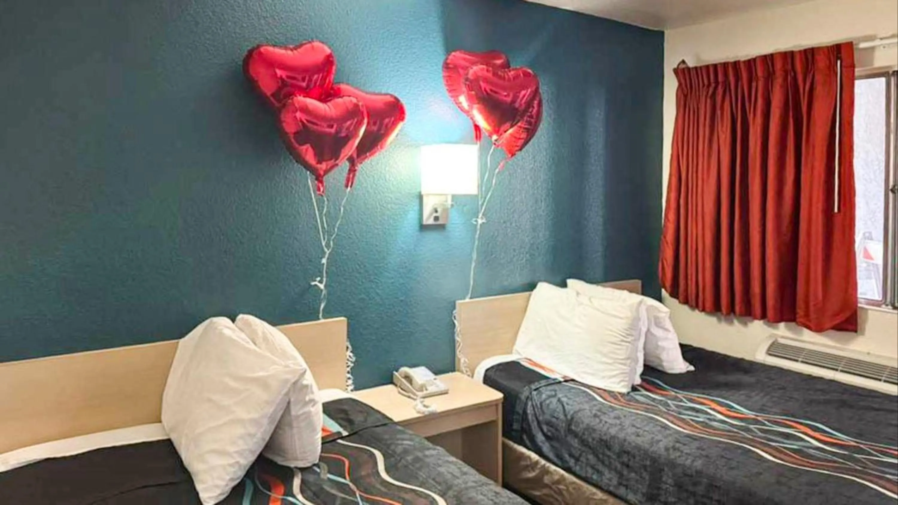 Bedroom, Bed in Motel 6-Big Bear Lake, CA