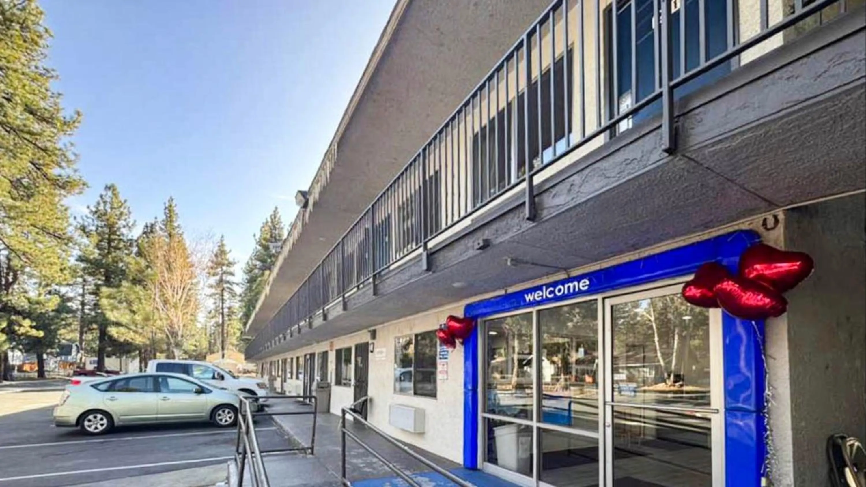 Facade/entrance in Motel 6-Big Bear Lake, CA