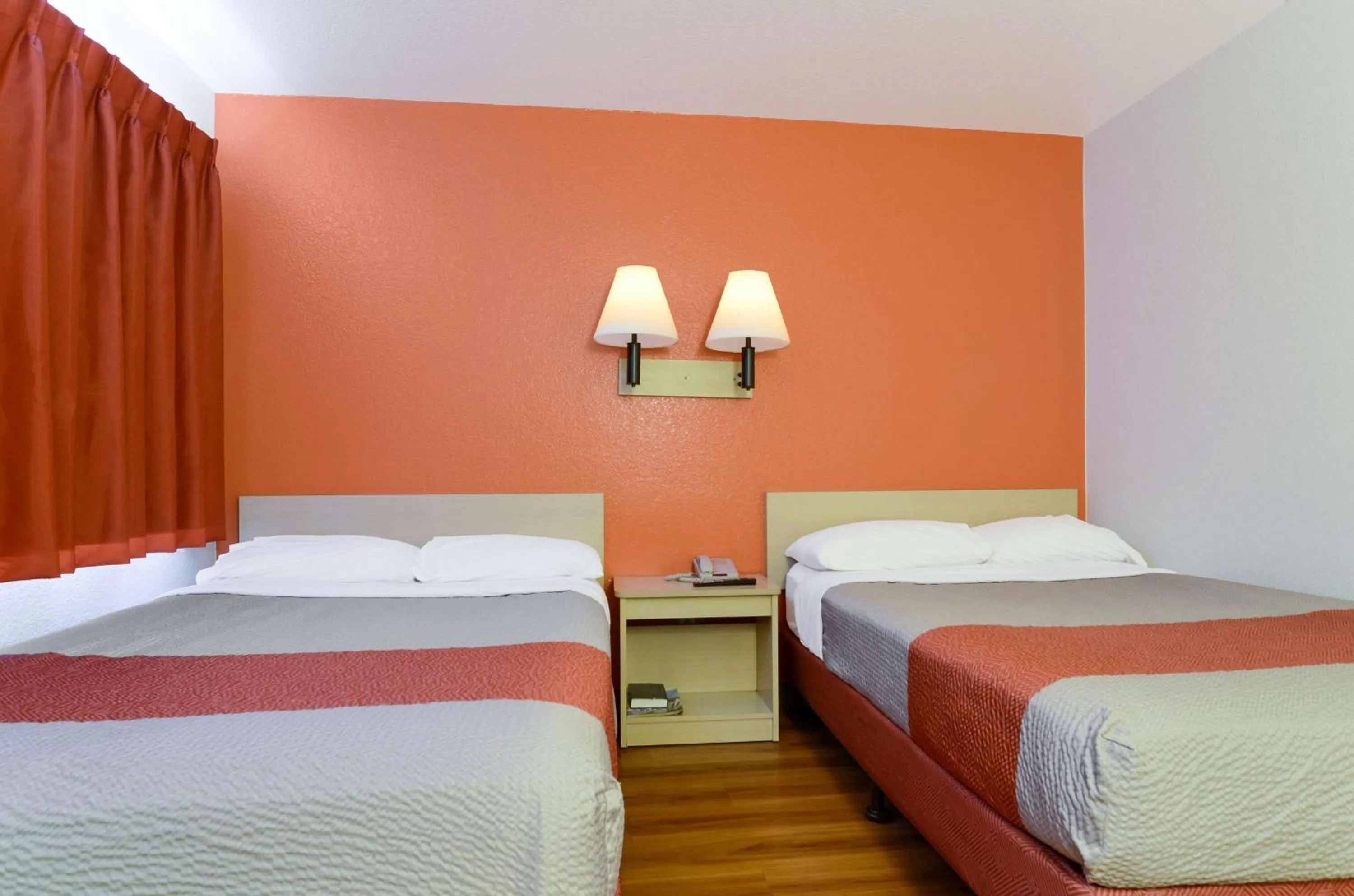 Bedroom, Bed in Motel 6-Big Bear Lake, CA