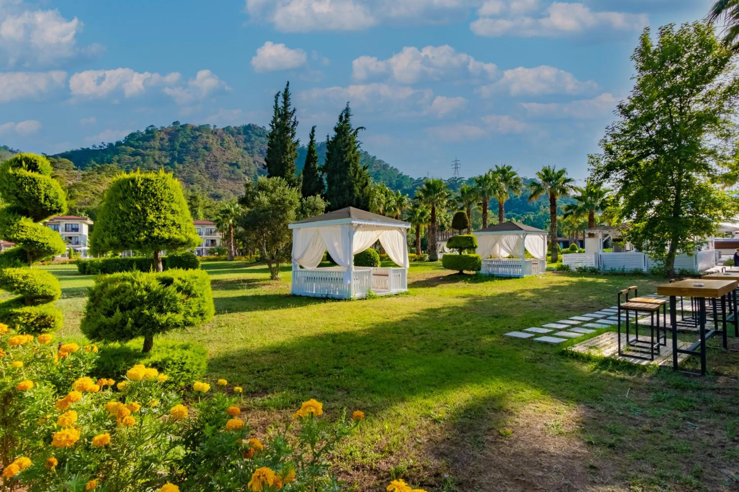 Lounge or bar in Fortezza Beach Resort