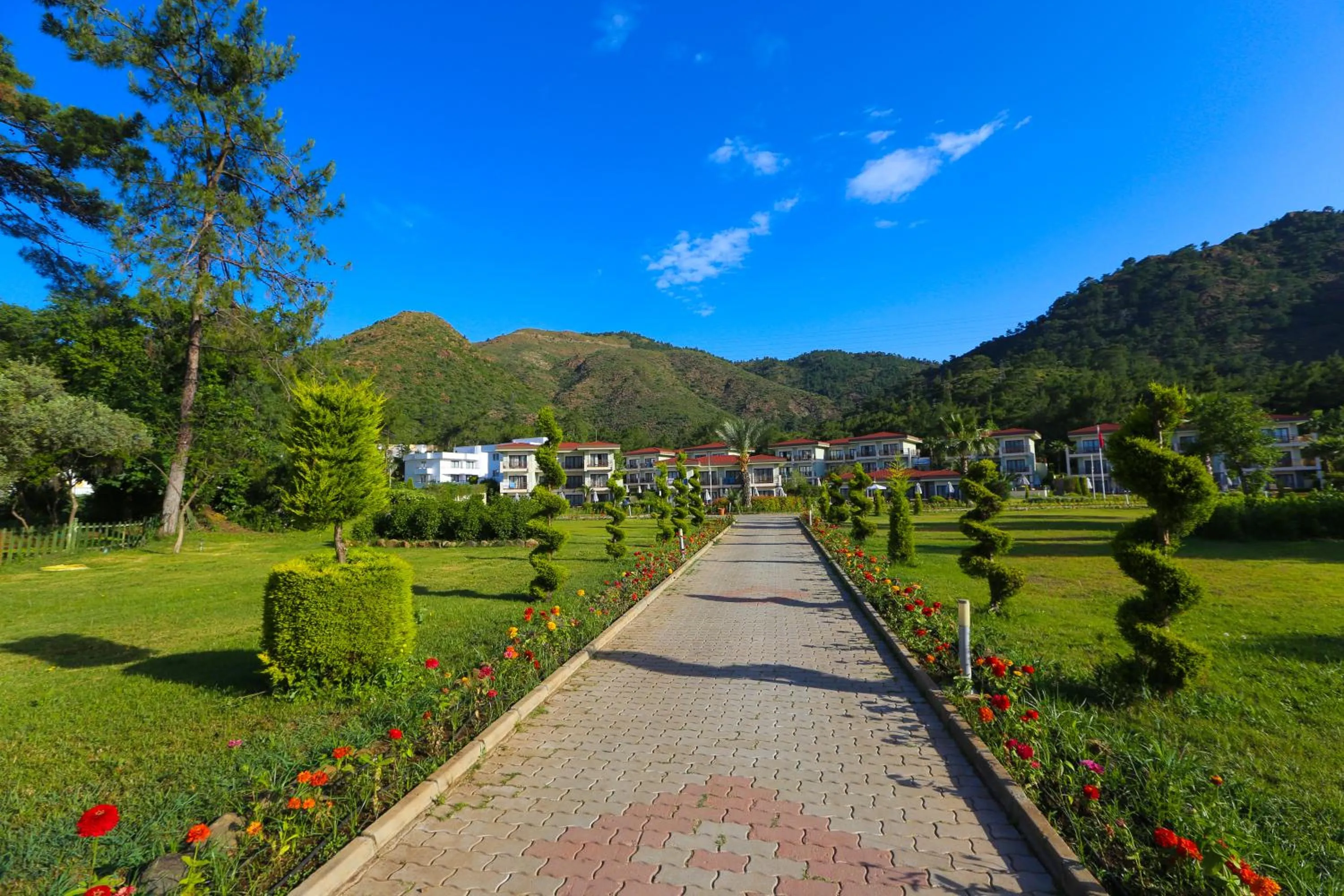 Property building in Fortezza Beach Resort