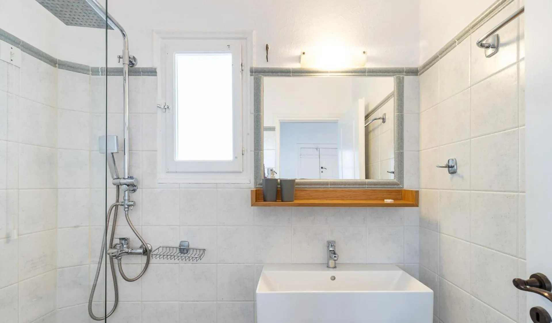 Bathroom in Lighthouse Hotel
