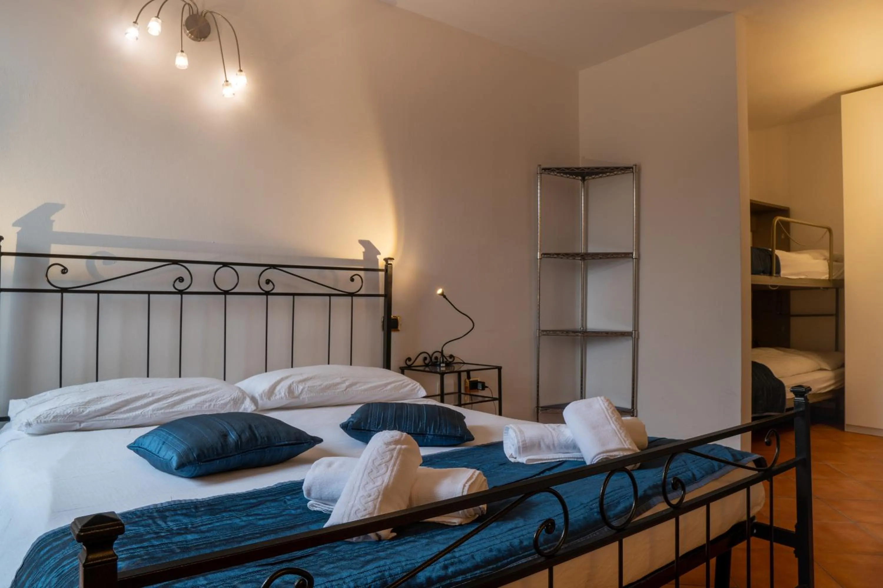 Living room, Bed in Casa Canarino