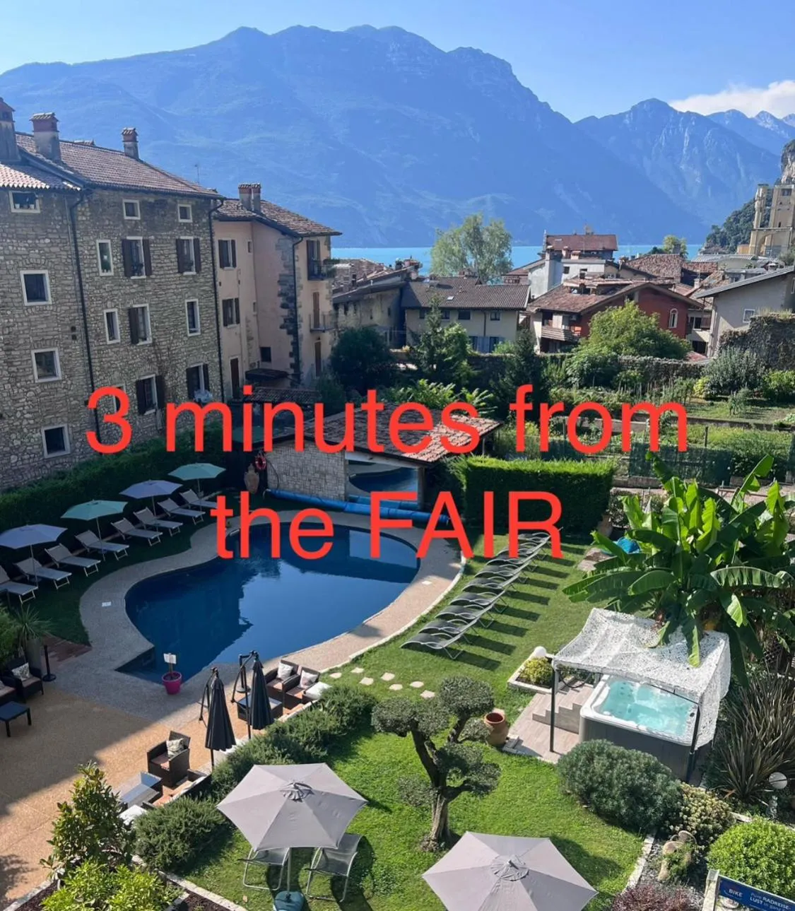 Nearby landmark in Casa Canarino