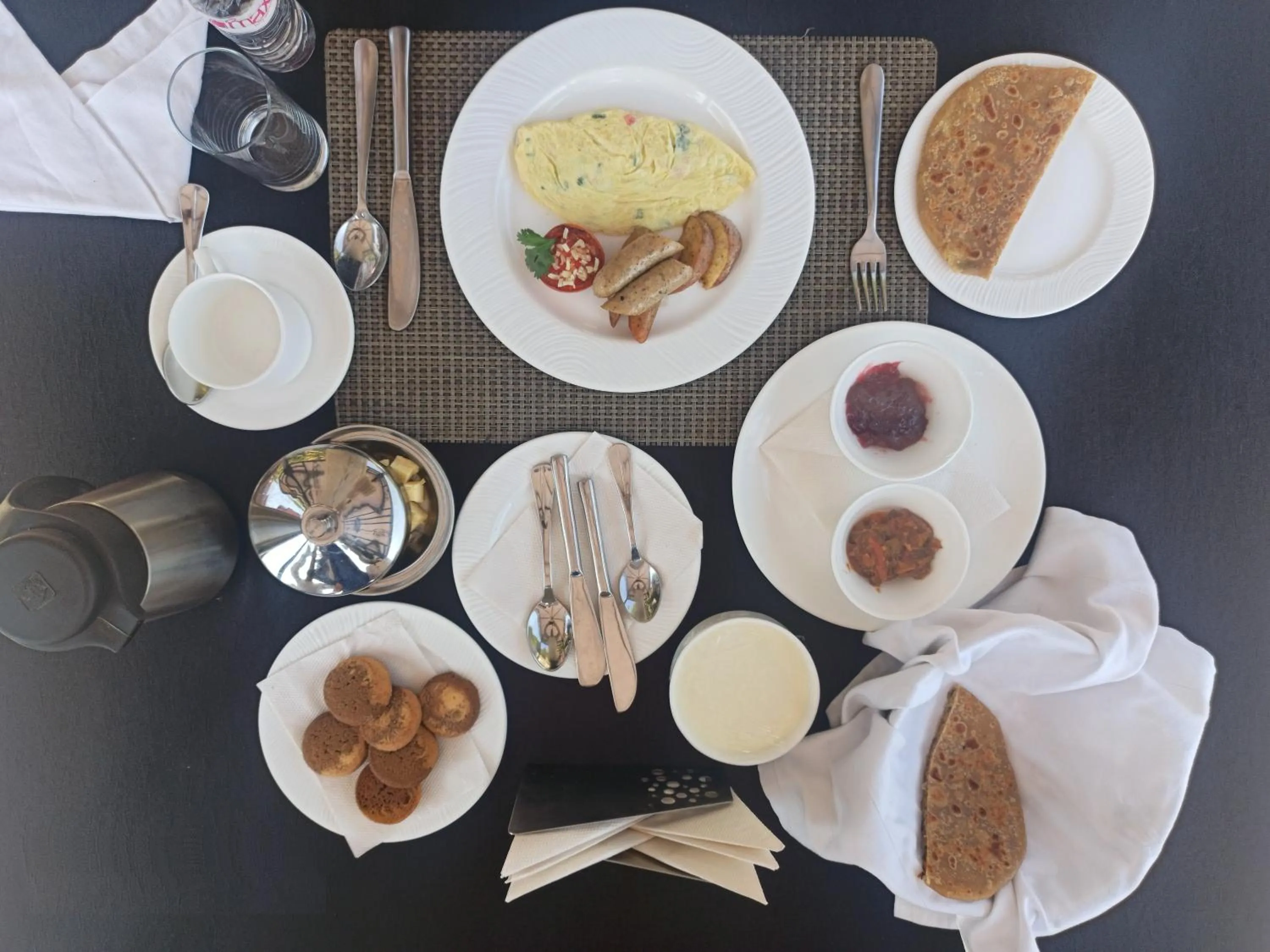 Breakfast in Golden Tulip Srinagar