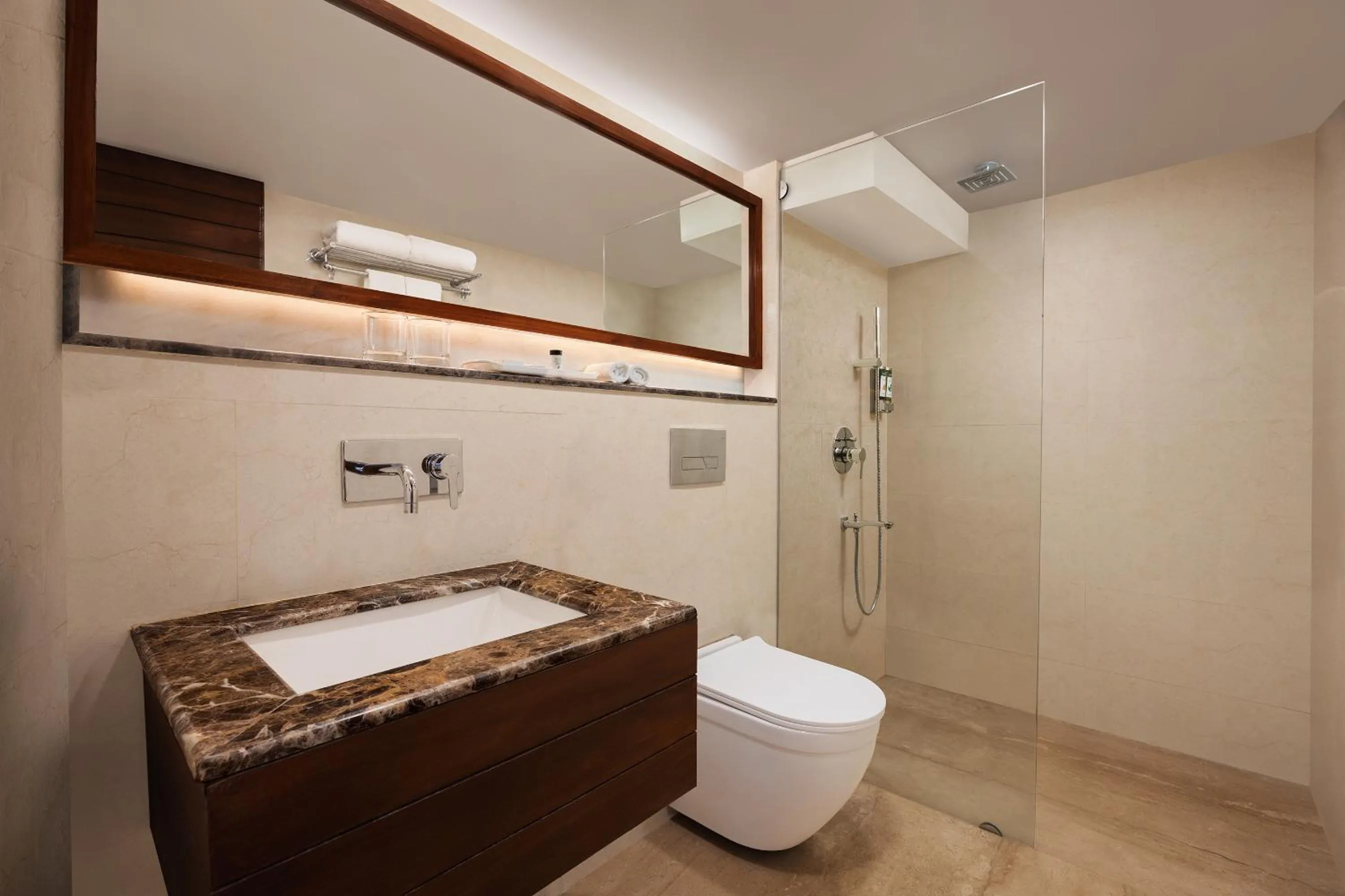 Bathroom in Golden Tulip Srinagar