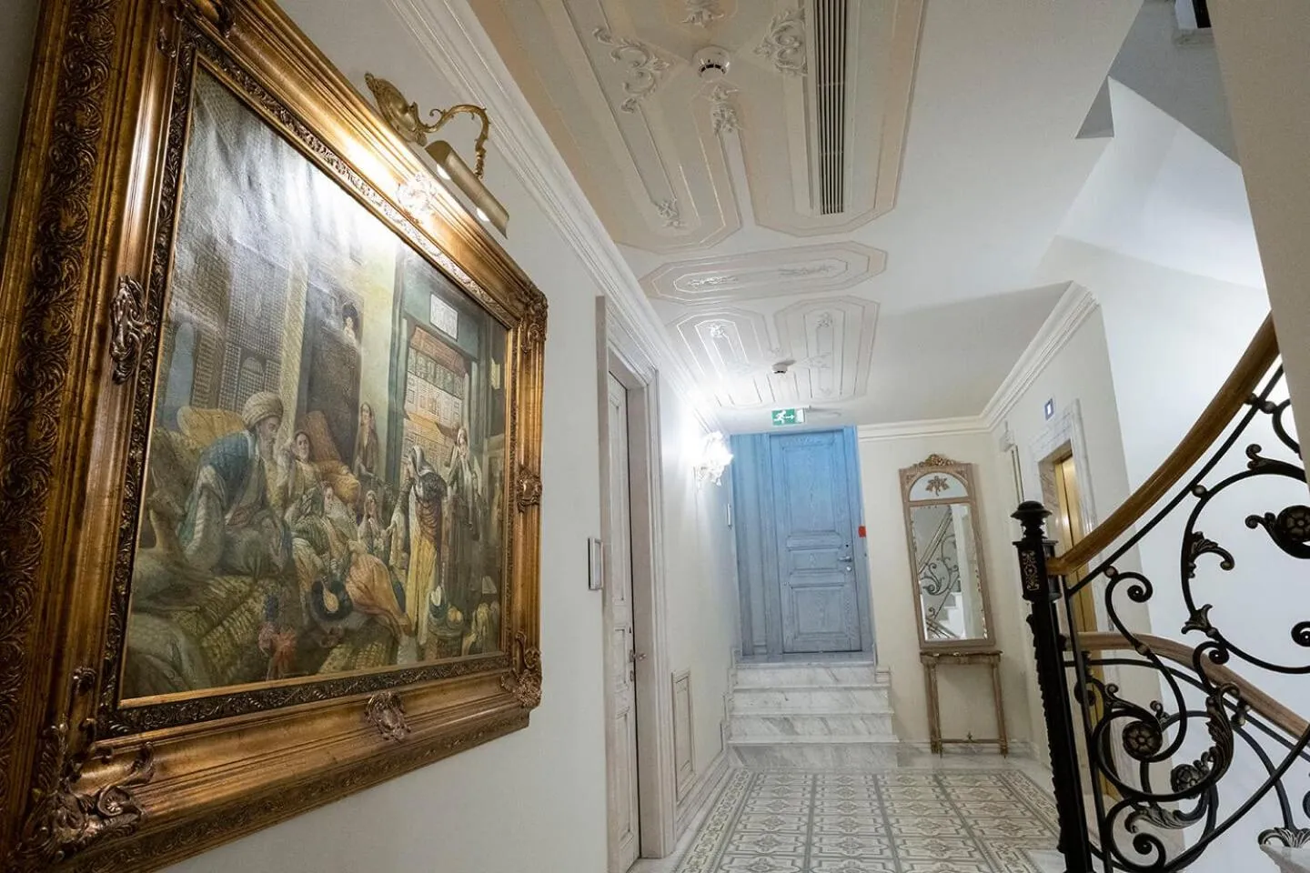 Decorative detail in Ortaköy Hotel