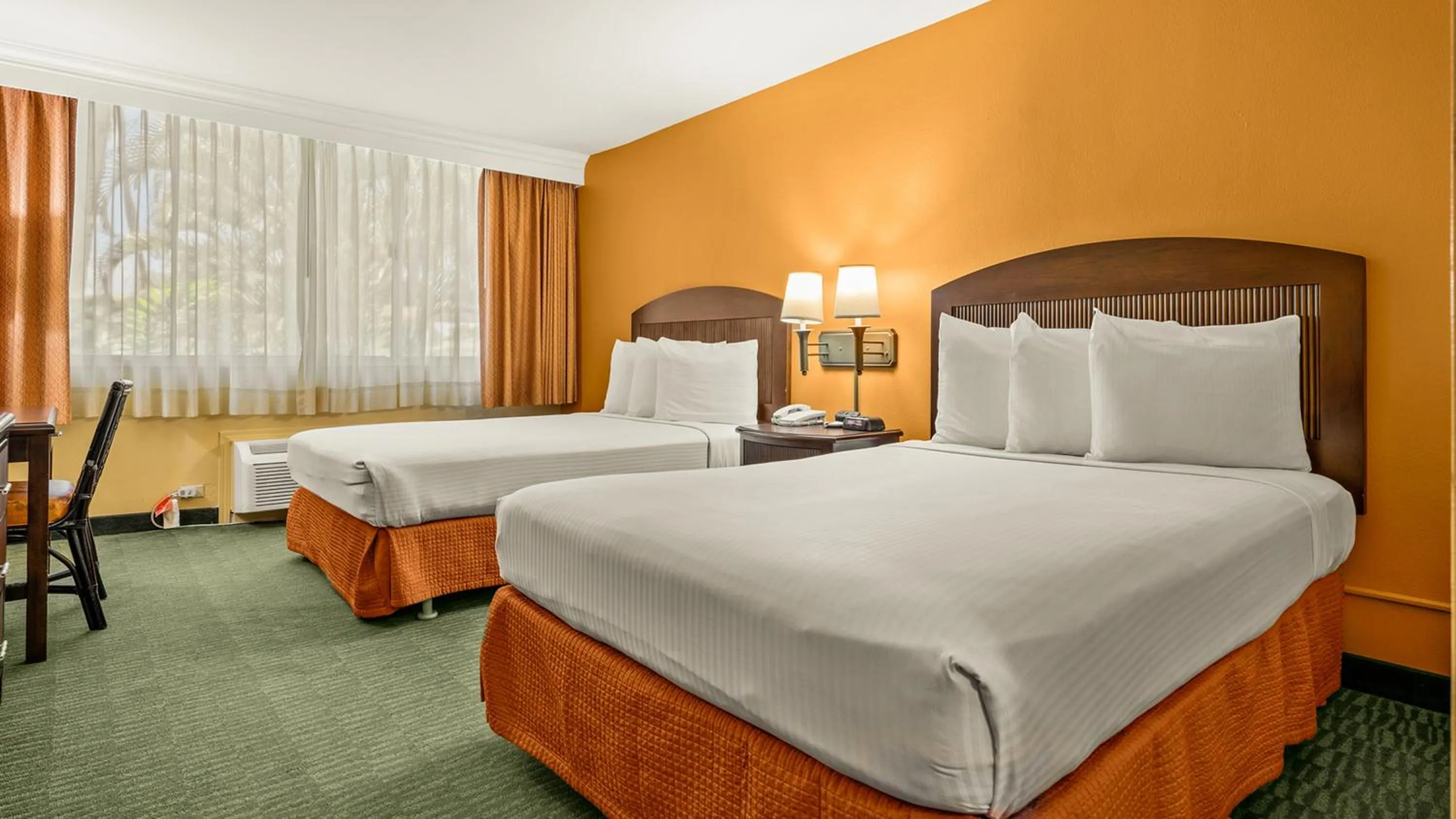 Bed in Airport Honolulu Hotel, Trademark Collection by Wyndham