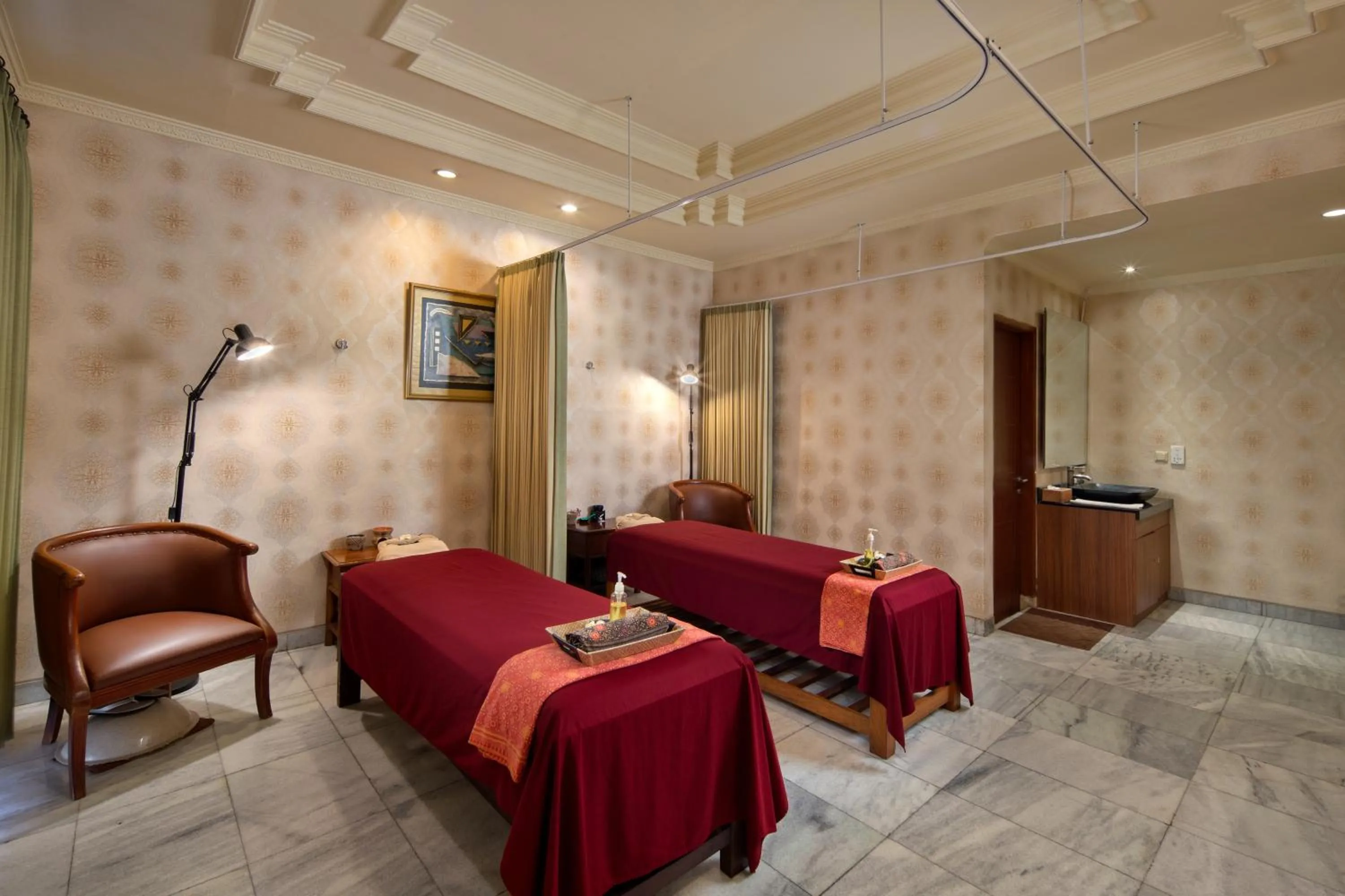 Spa and wellness centre/facilities in Grand Istana Rama Hotel