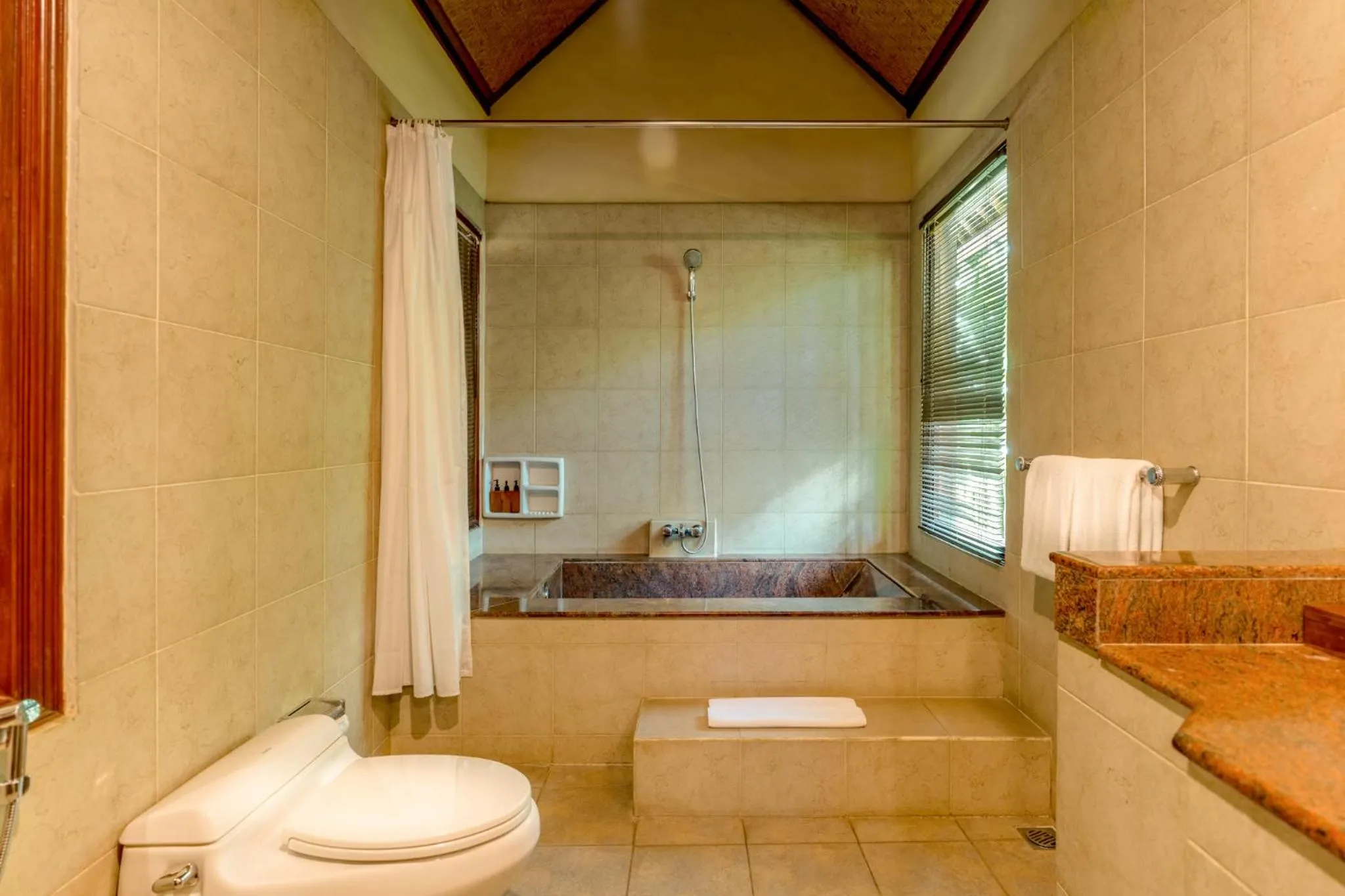 Bathroom in Sri Phala Resort & Villa