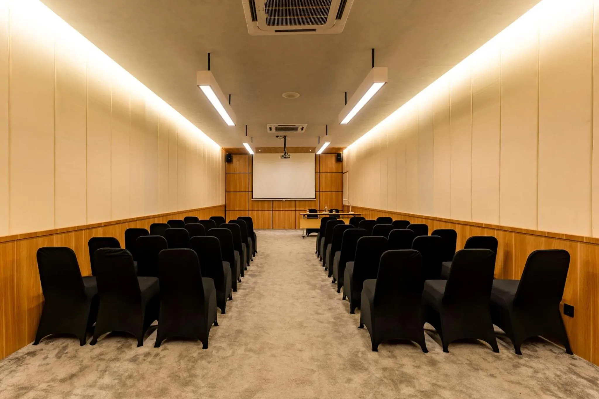 Meeting/conference room in Sri Phala Resort & Villa