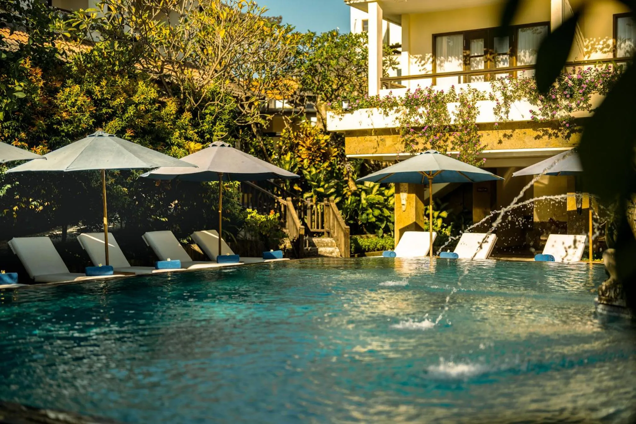 Swimming pool in Sri Phala Resort & Villa