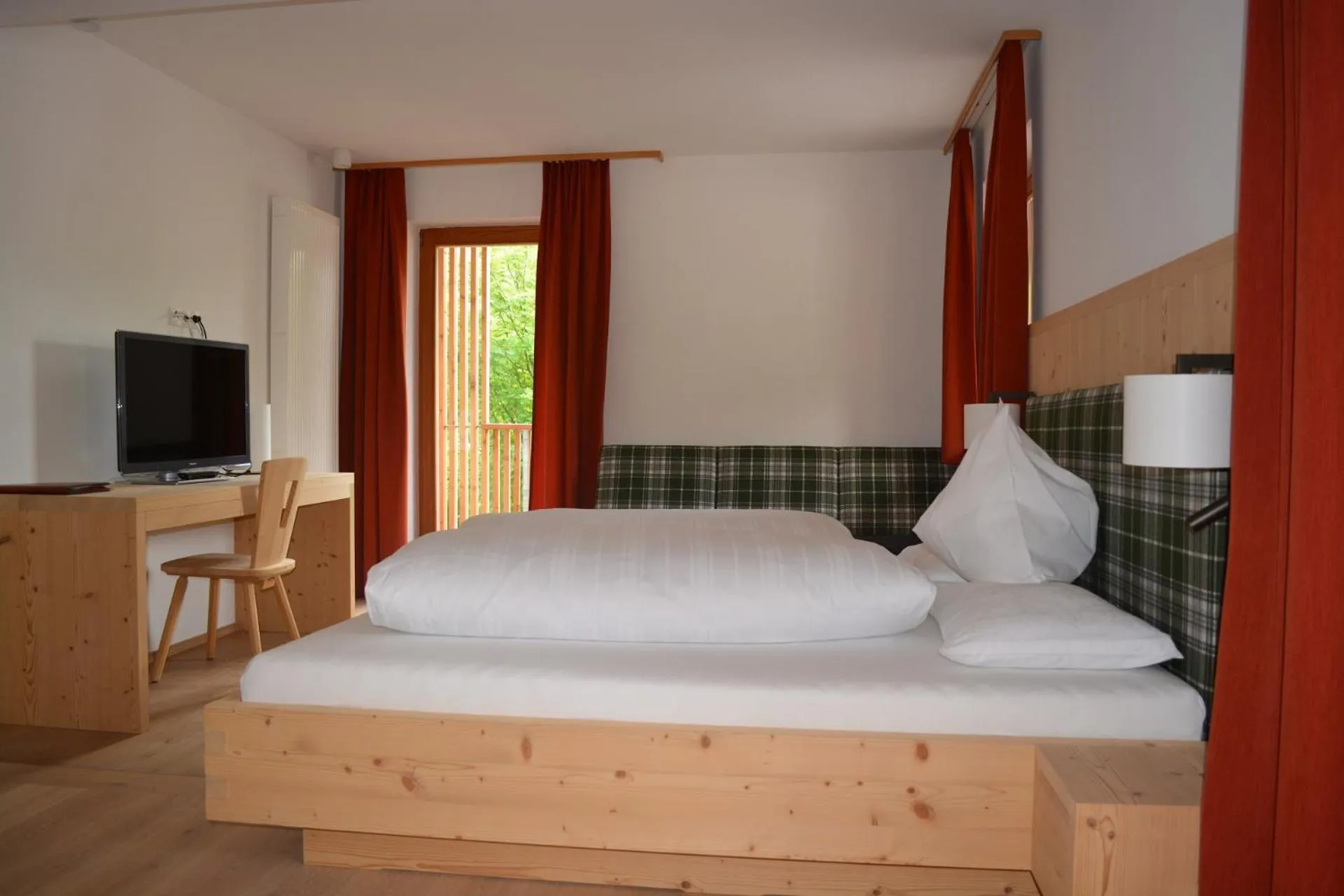 Bed in Hotel Schoenblick