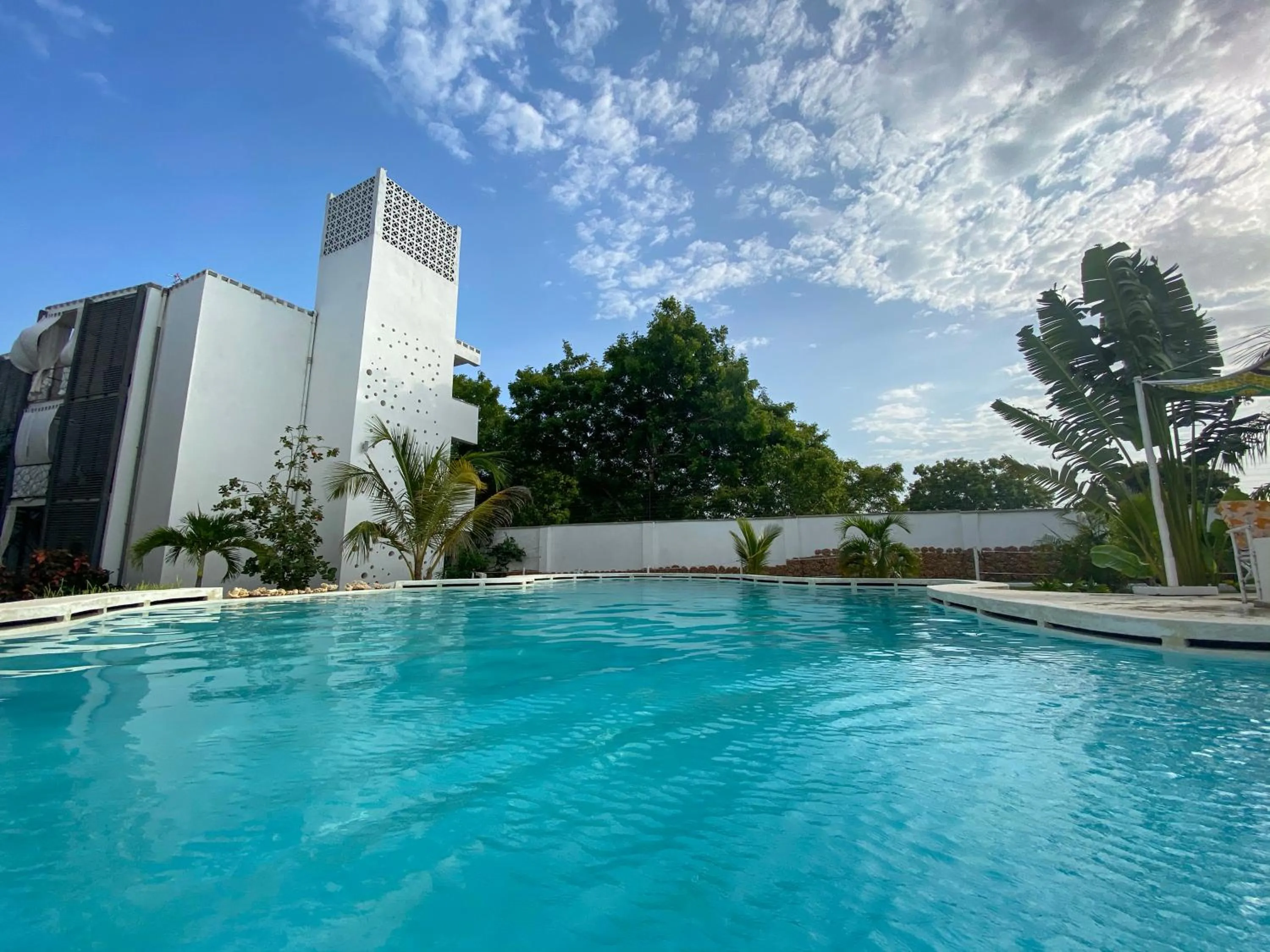 Property building in Aqua Resort