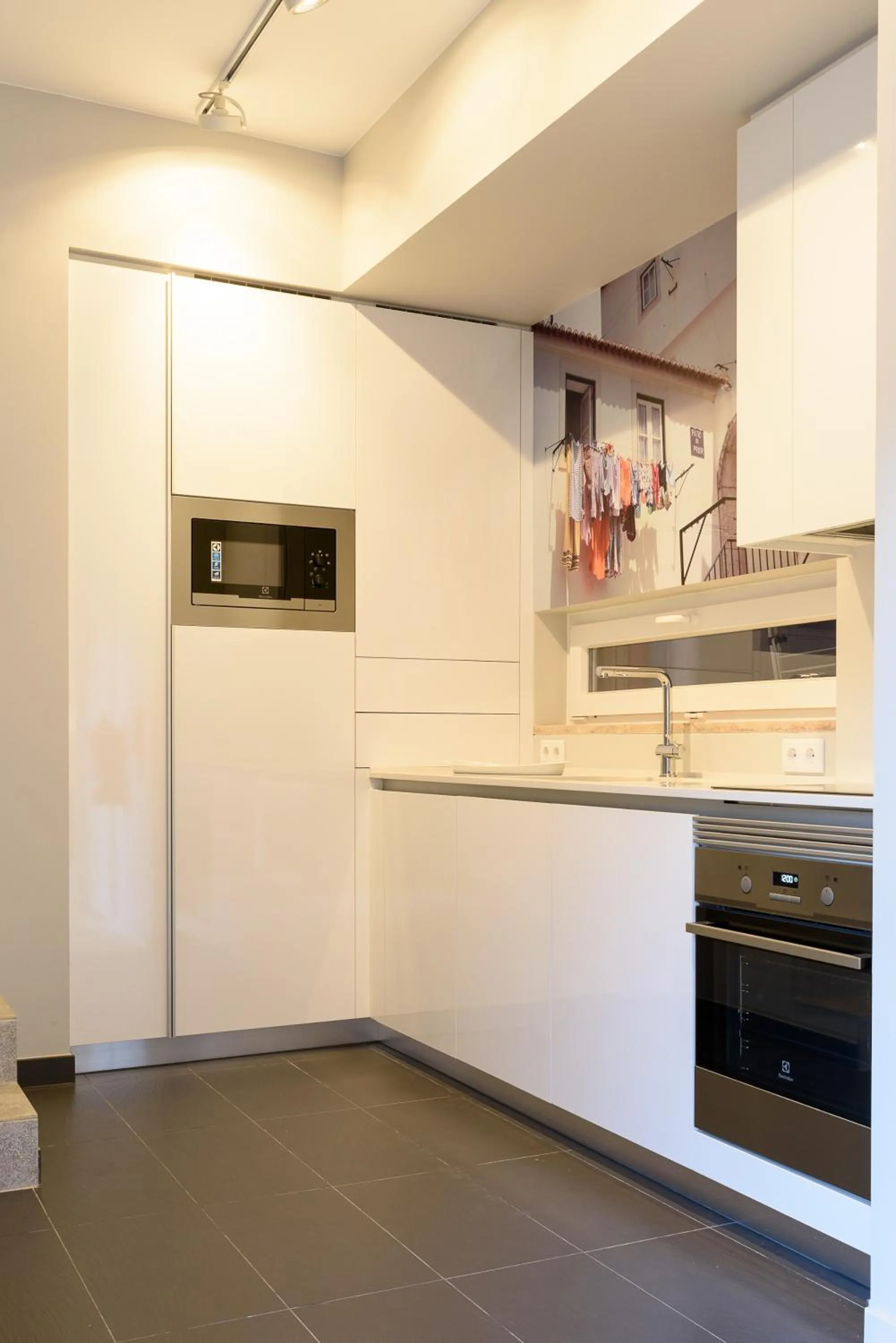 Kitchen or kitchenette in Sitio dos Cavaleiros Daily Serviced Apartments