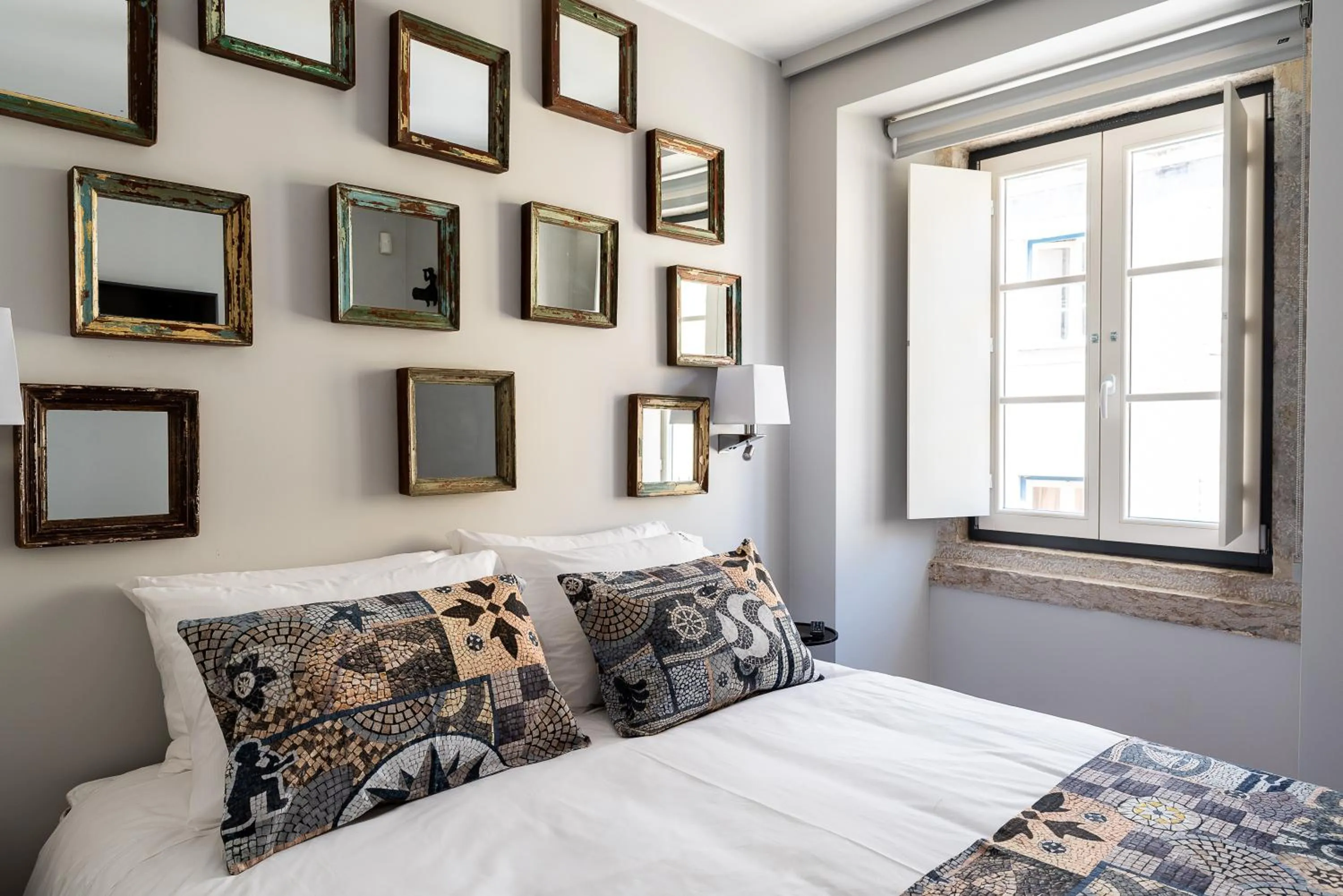 Bed in Sitio dos Cavaleiros Daily Serviced Apartments