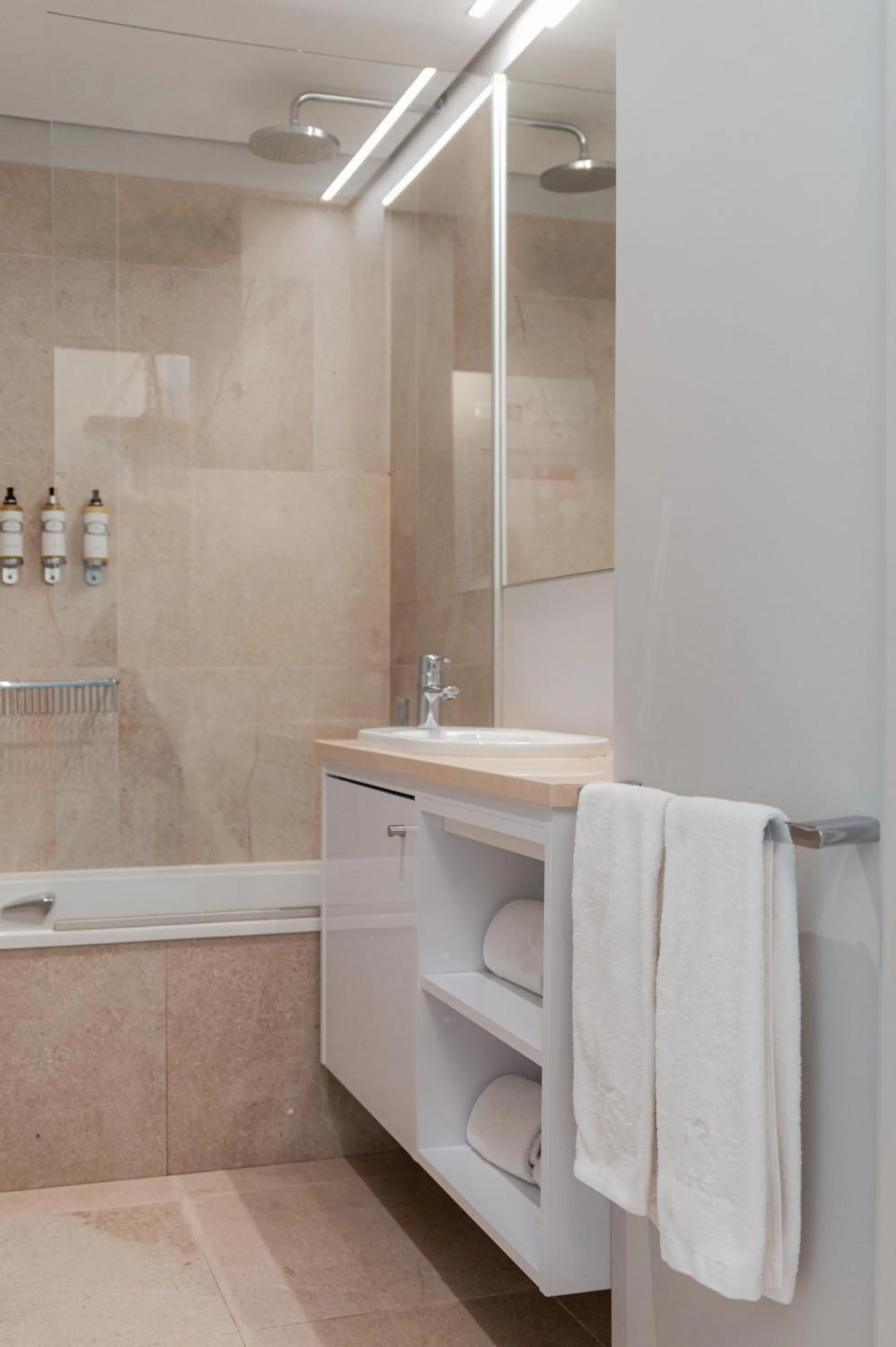 Sitio dos Cavaleiros Daily Serviced Apartments