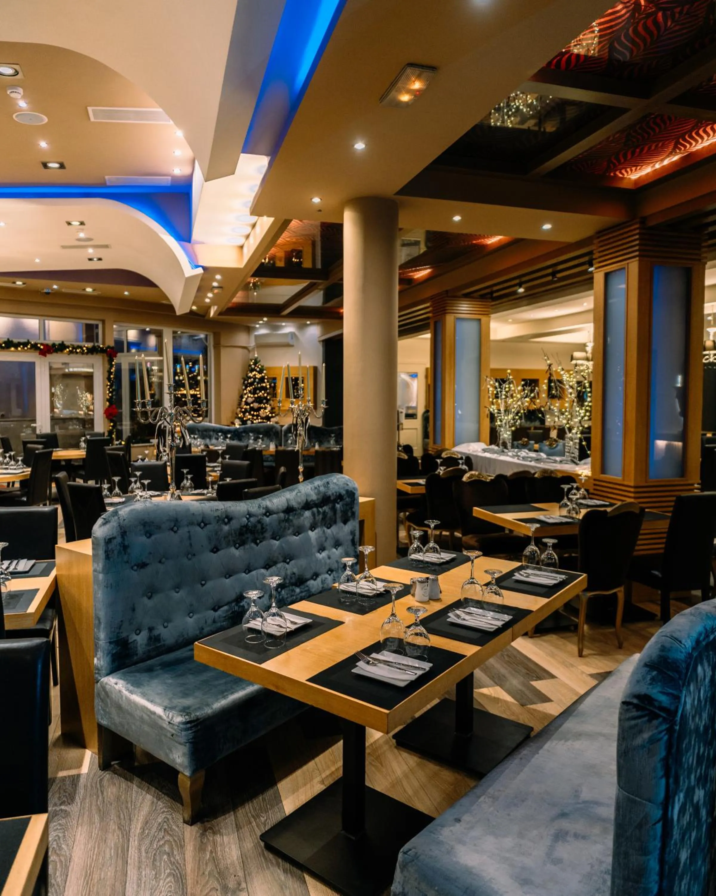 Restaurant/places to eat in Pantelidis Hotel & Spa