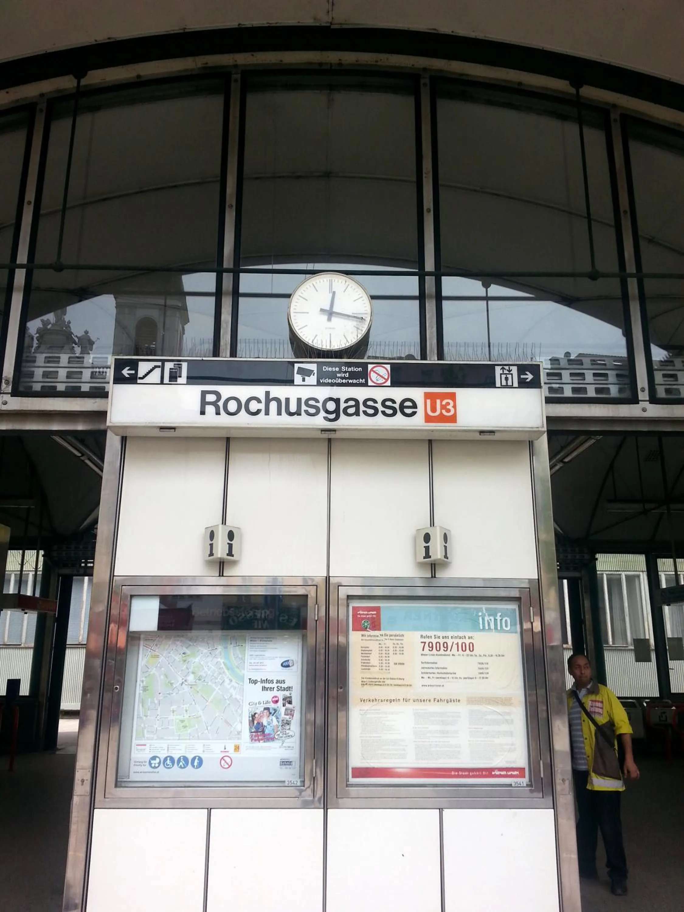 Area and facilities in KIBI Rooms self check-in