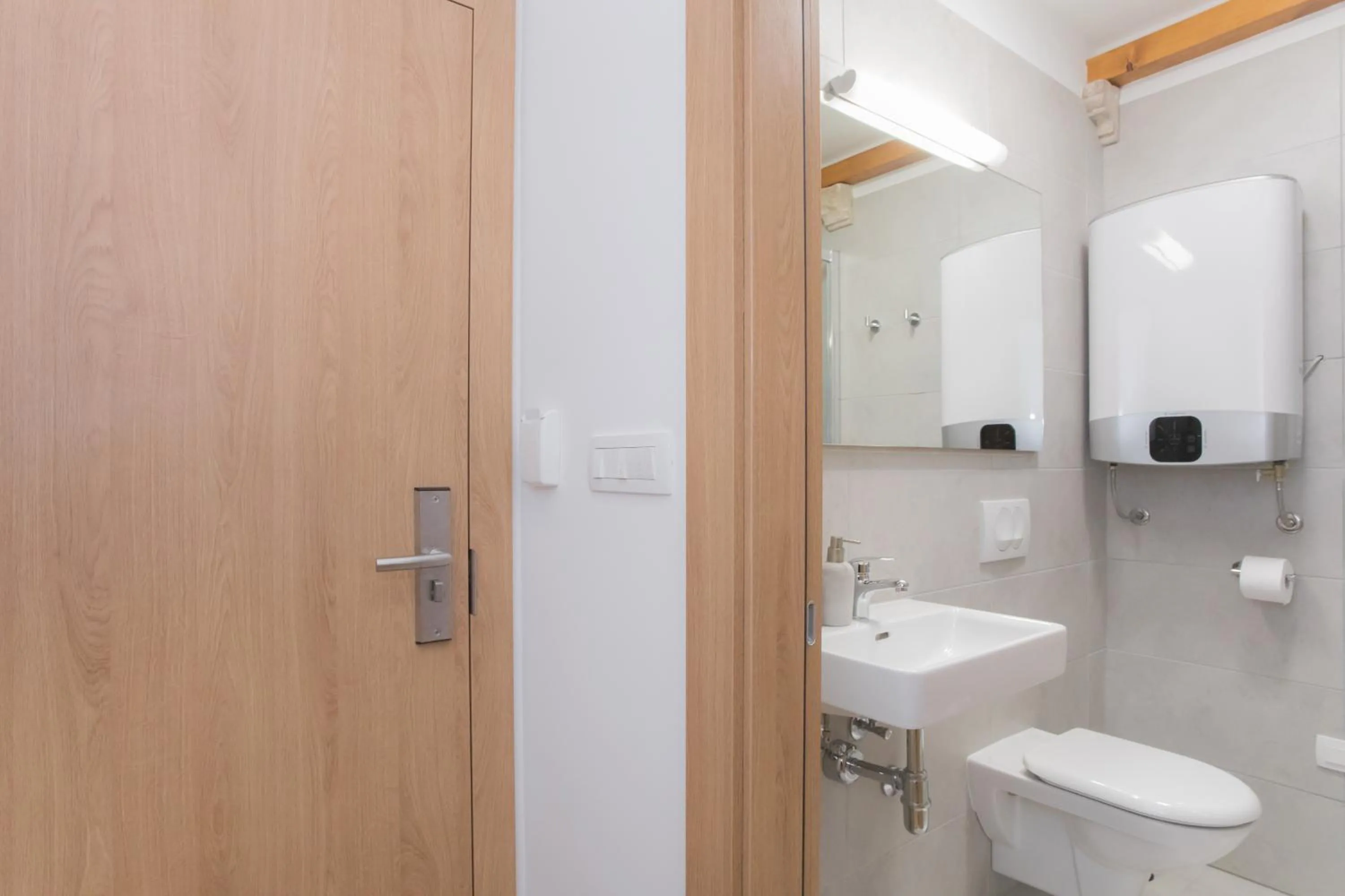 Rooms Kala