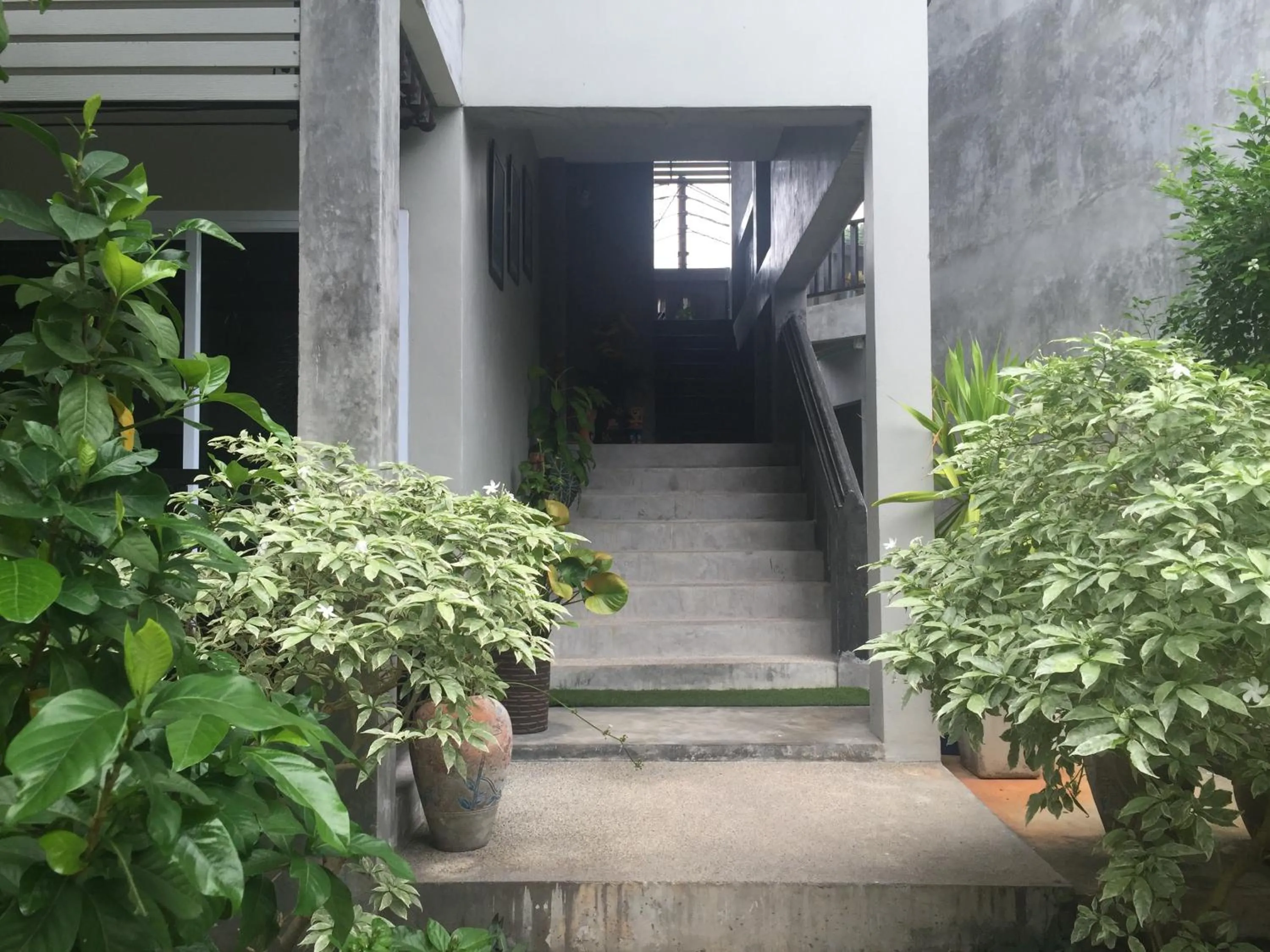 Facade/entrance in Baan Suan Ta Hotel