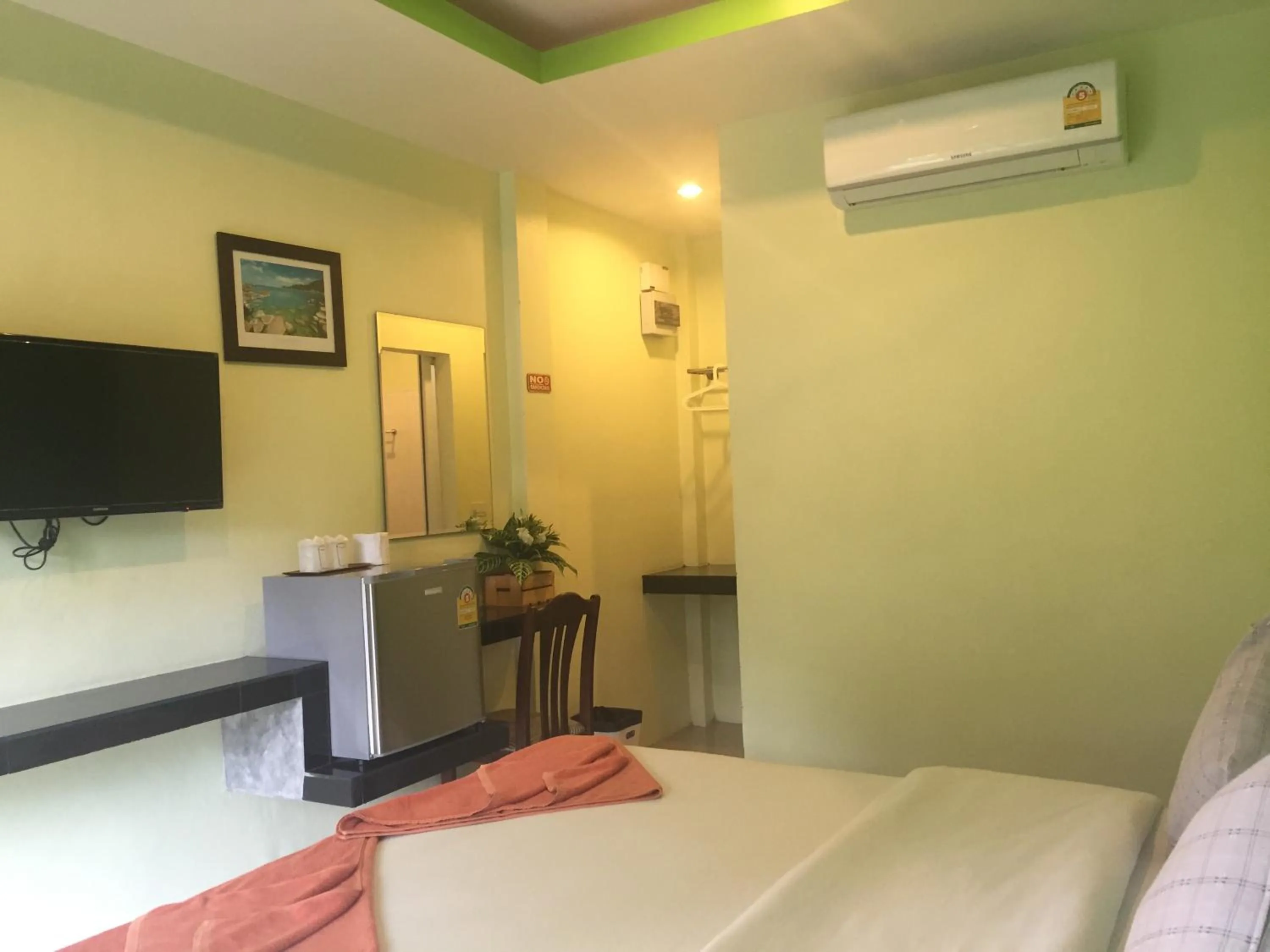 Photo of the whole room in Baan Suan Ta Hotel