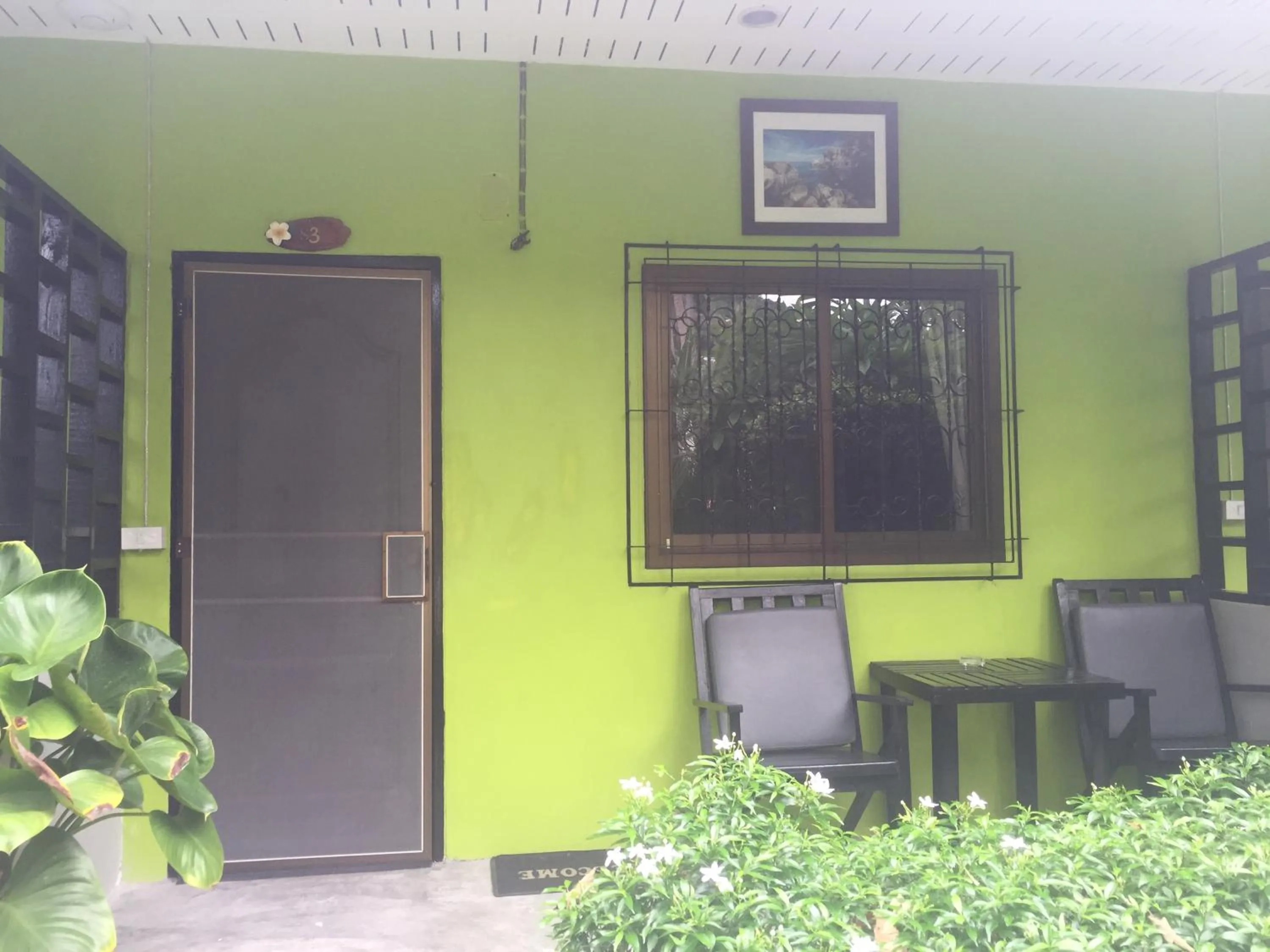 Facade/entrance in Baan Suan Ta Hotel