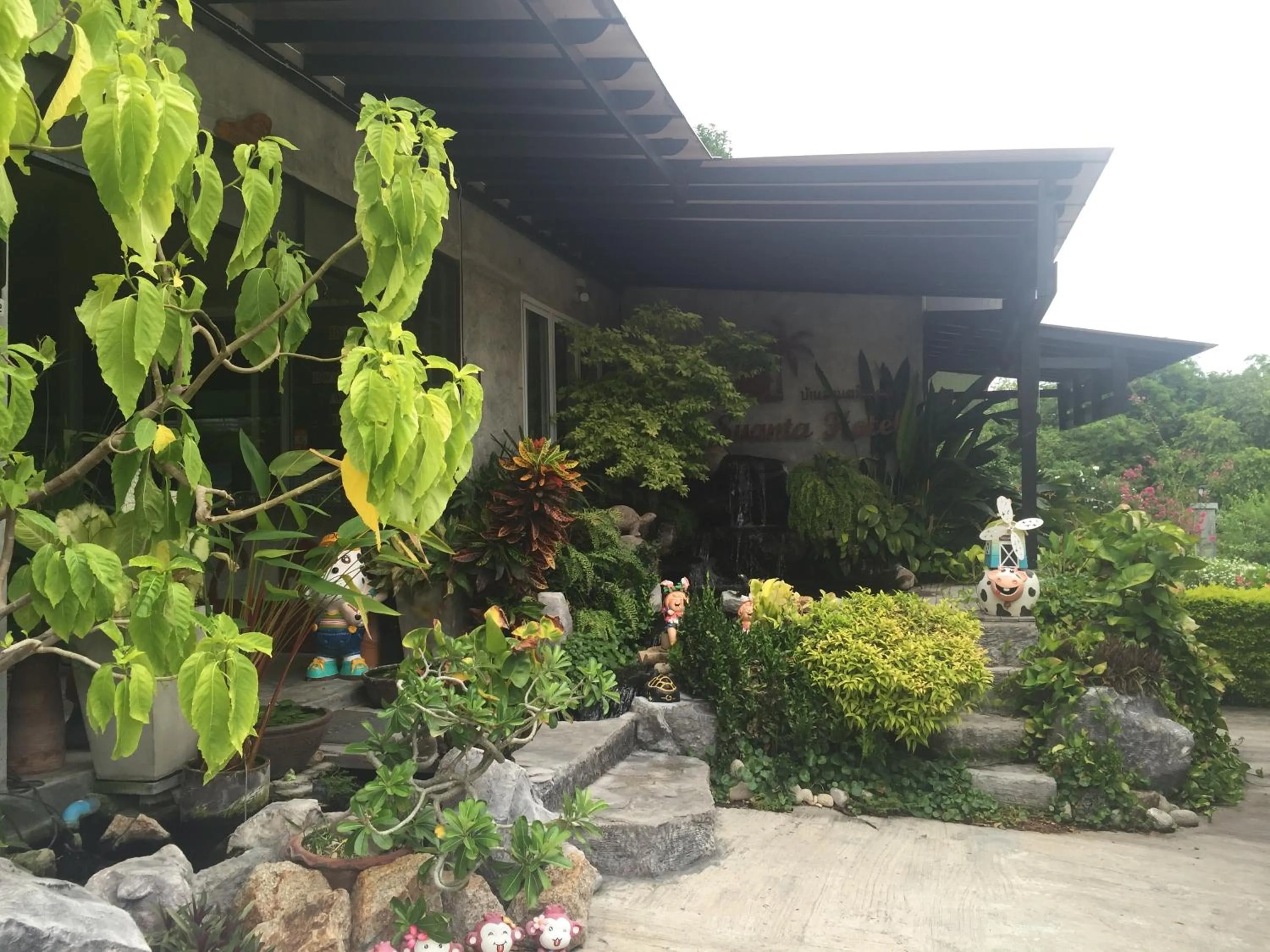 Property logo or sign in Baan Suan Ta Hotel