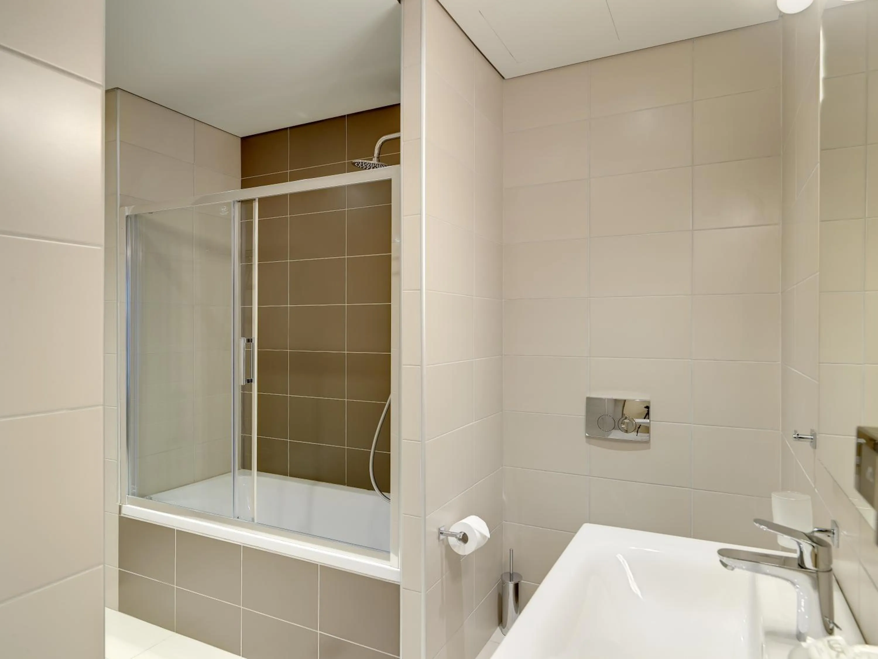 Bathroom in Phidias Piraeus Hotel