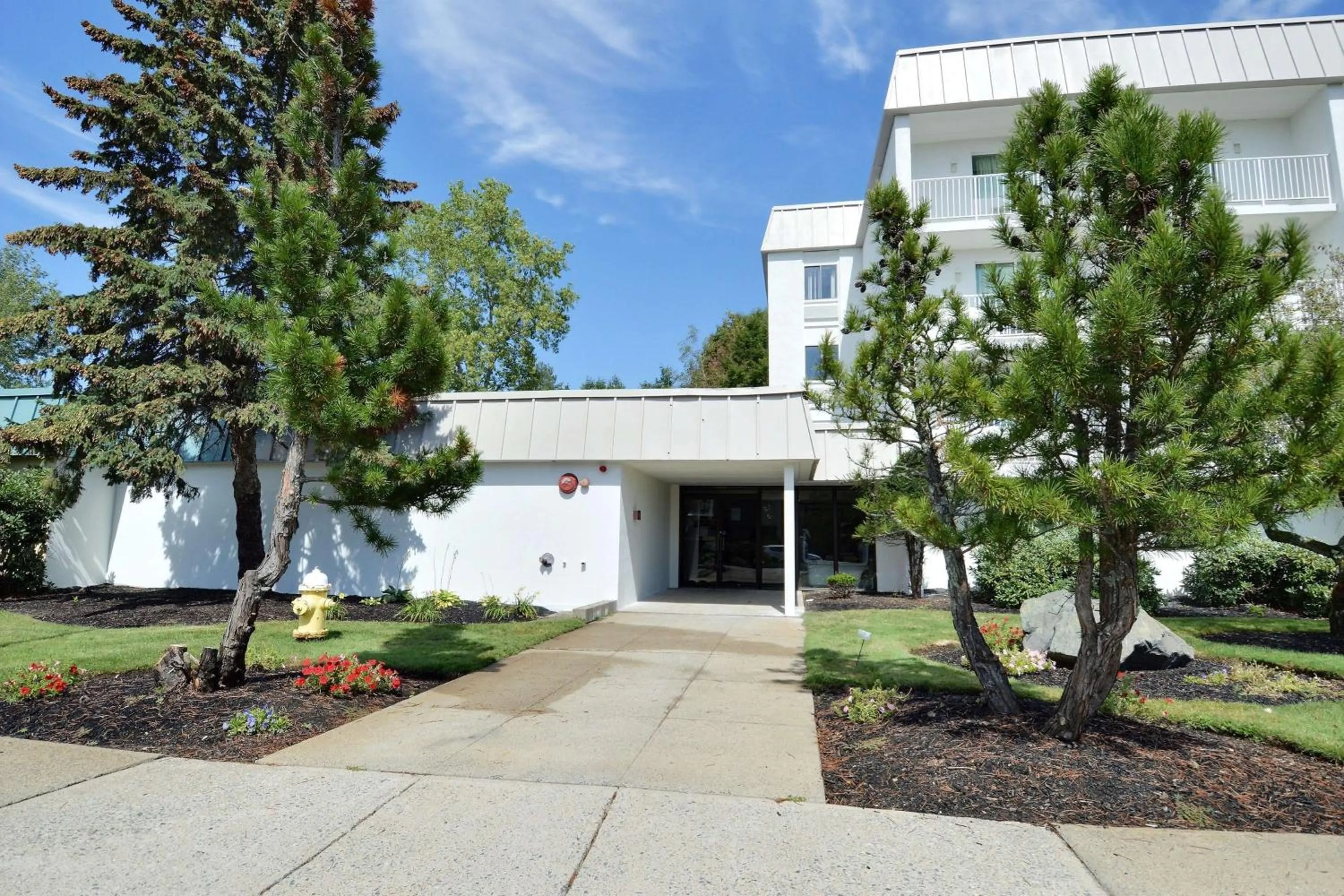 Property building in Motel 6-Danvers, MA - Boston North