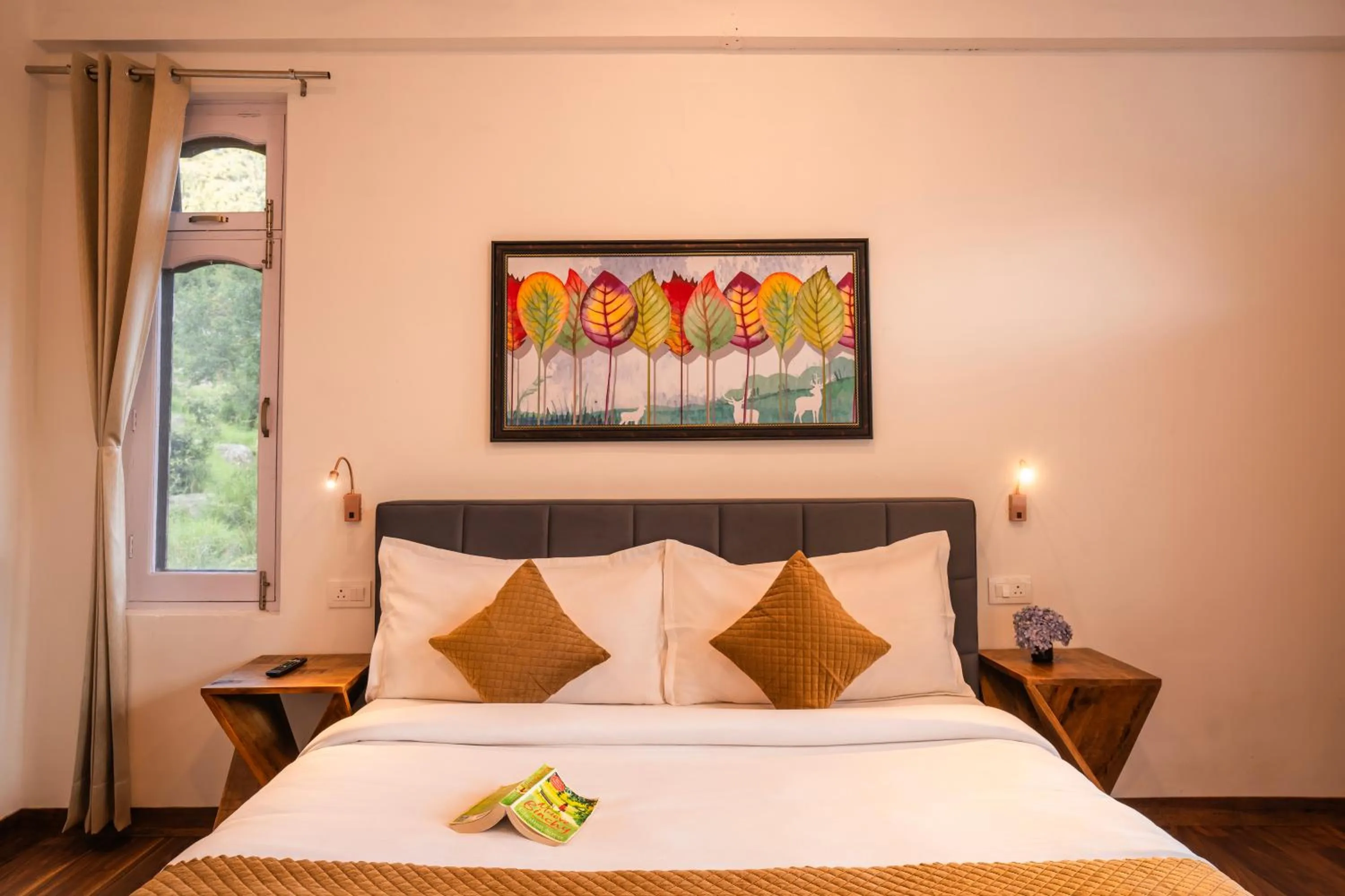 Bed in Alt Life Stays - Dharamkot Mcleodganj