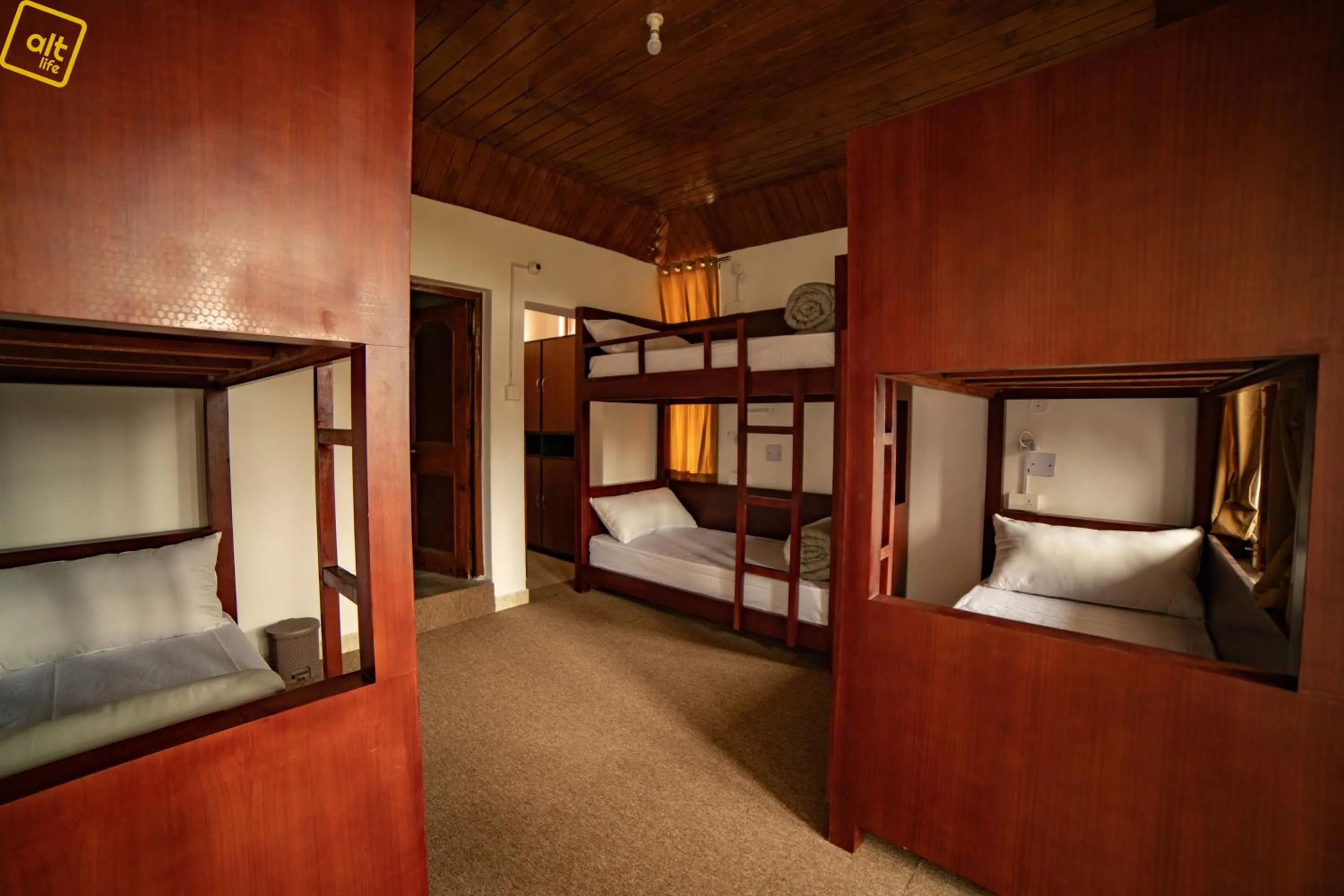 Bed in Alt Life Stays - Dharamkot Mcleodganj