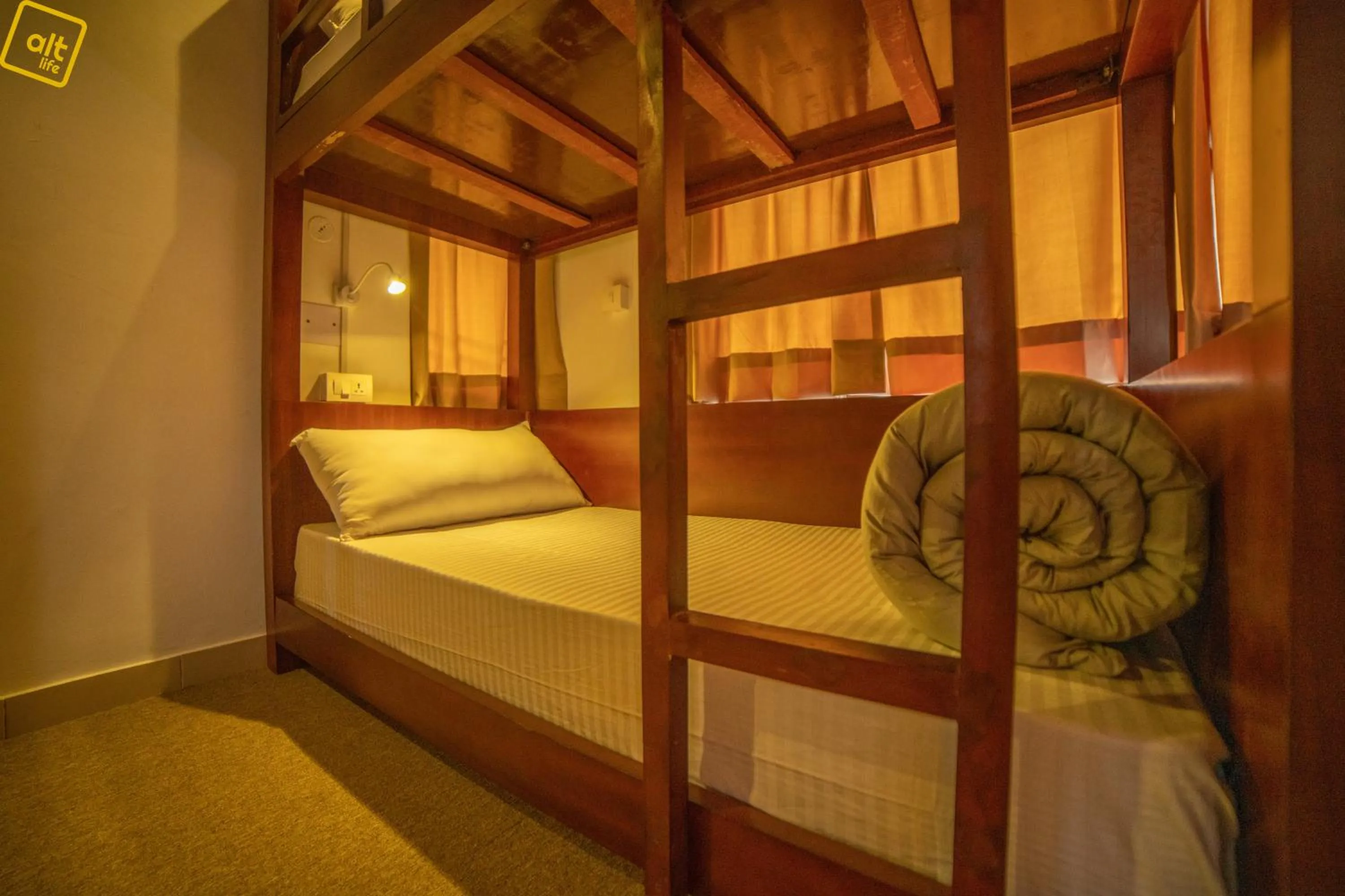 Bed in Alt Life Stays - Dharamkot Mcleodganj