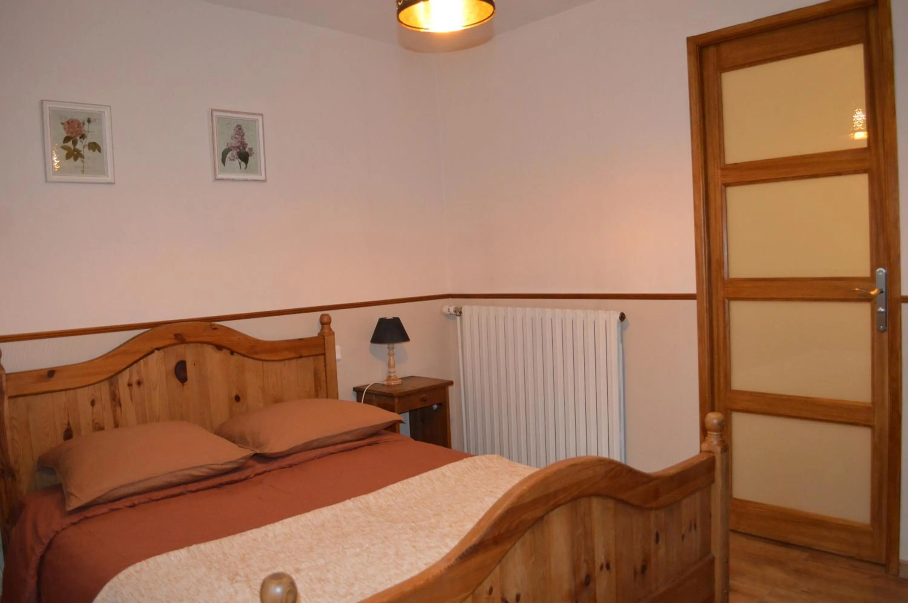 Bedroom, Bed in Maison Maliga J&G House