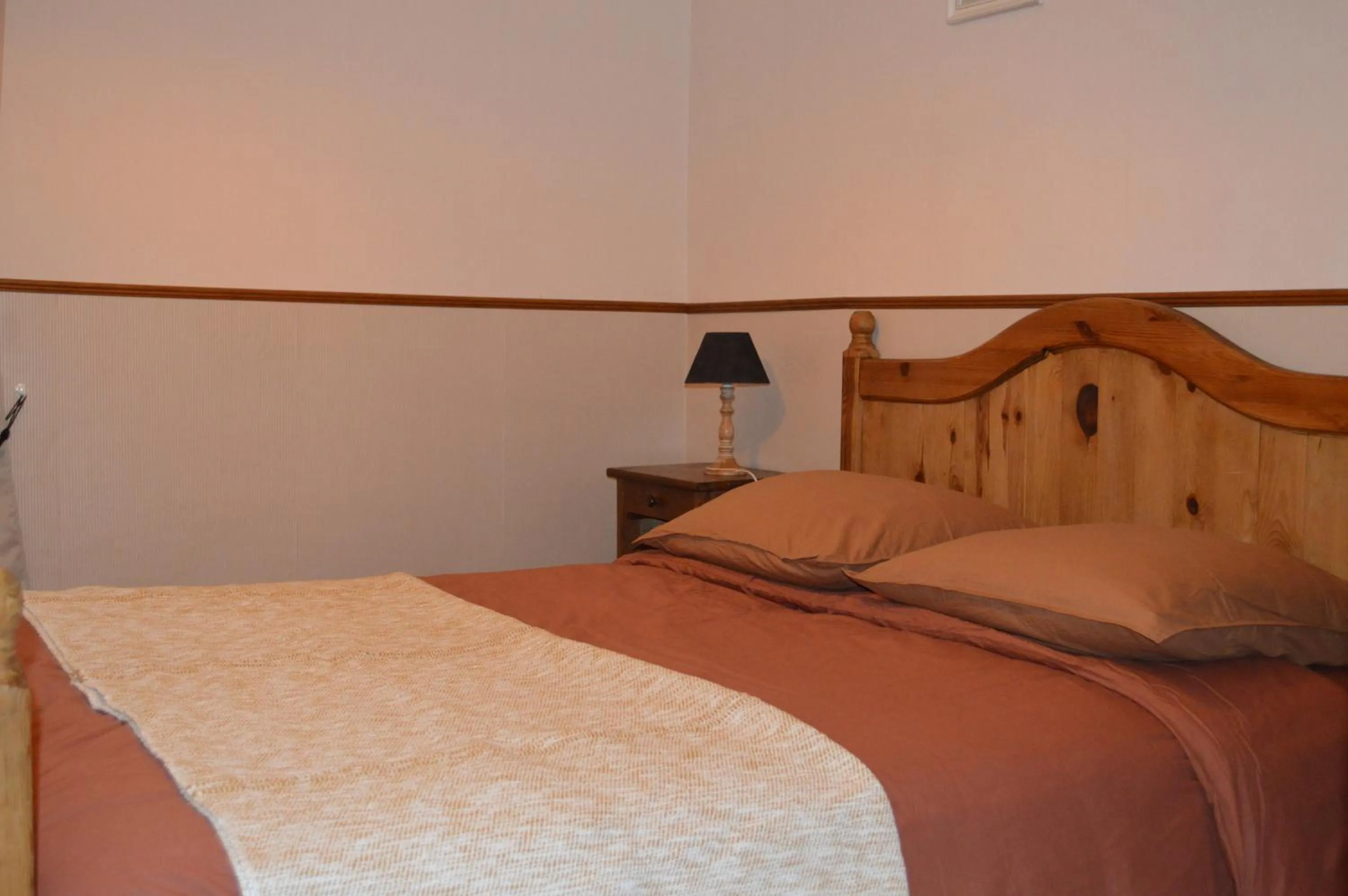 Bedroom, Bed in Maison Maliga J&G House