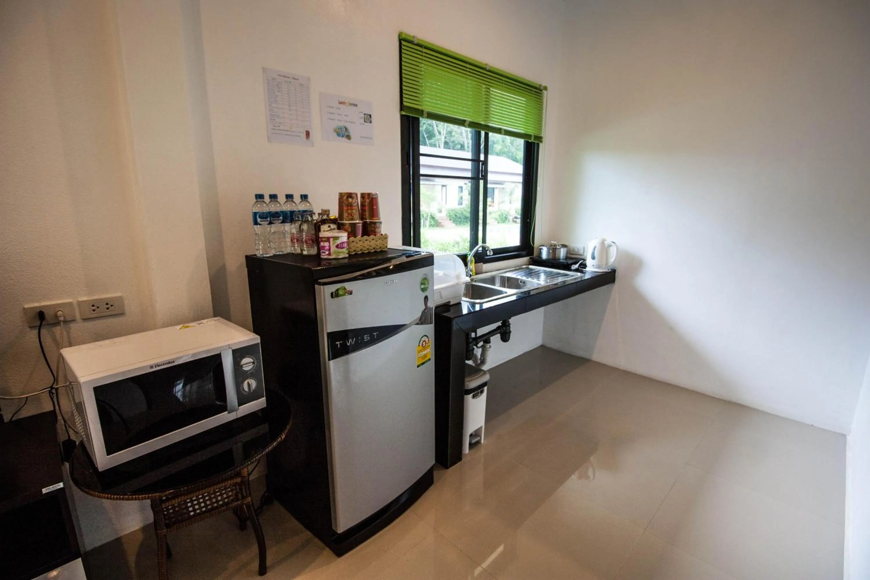 Kitchen or kitchenette in Oscar Villa Aonang Krabi