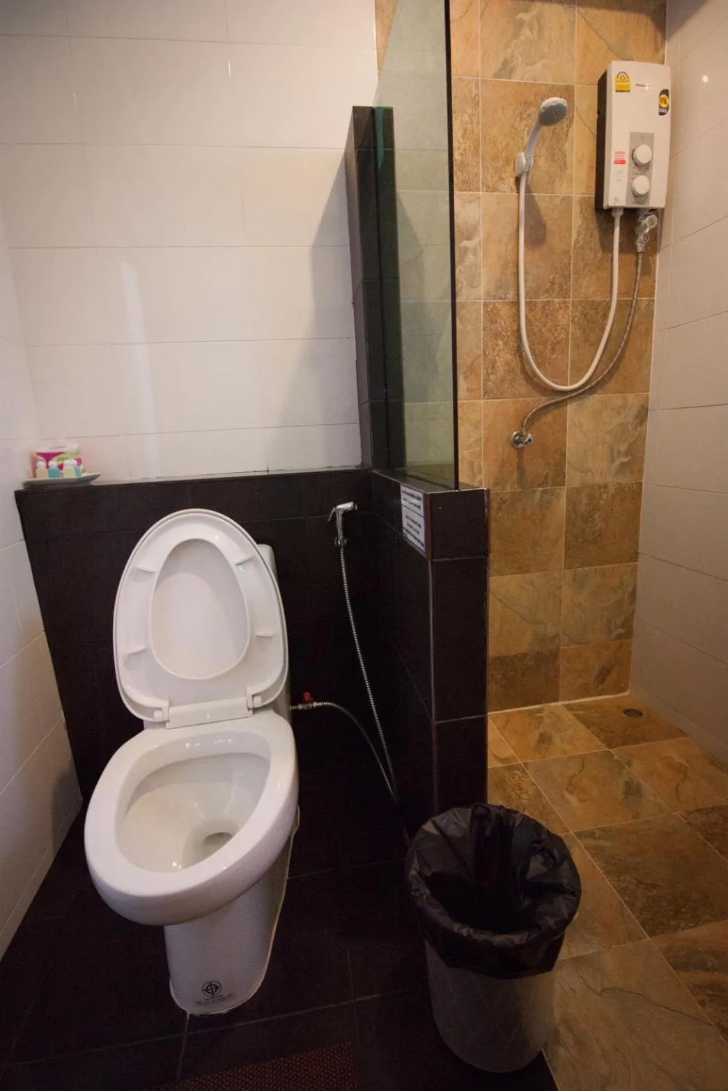 Toilet in Oscar Villa Aonang Krabi