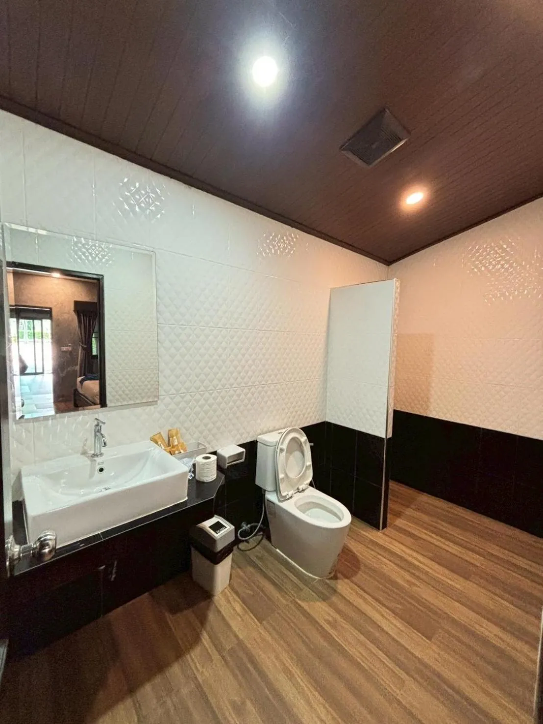 Bathroom in Oscar Villa Aonang Krabi