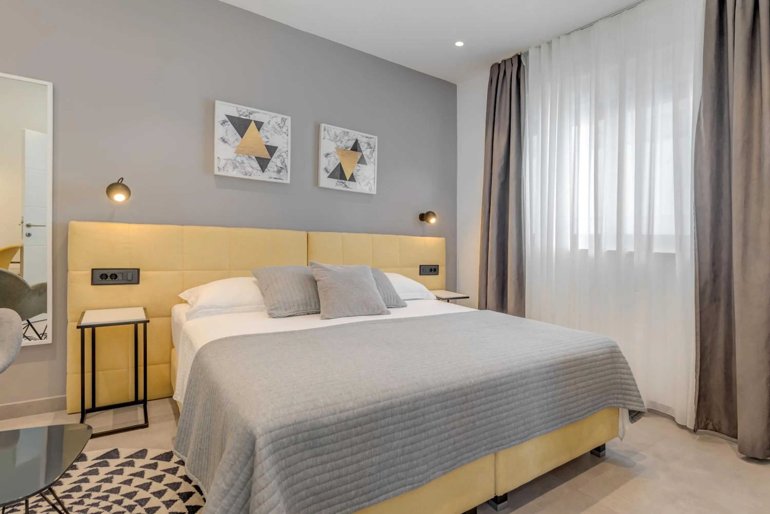 Bed in Villa Luna Podstrana