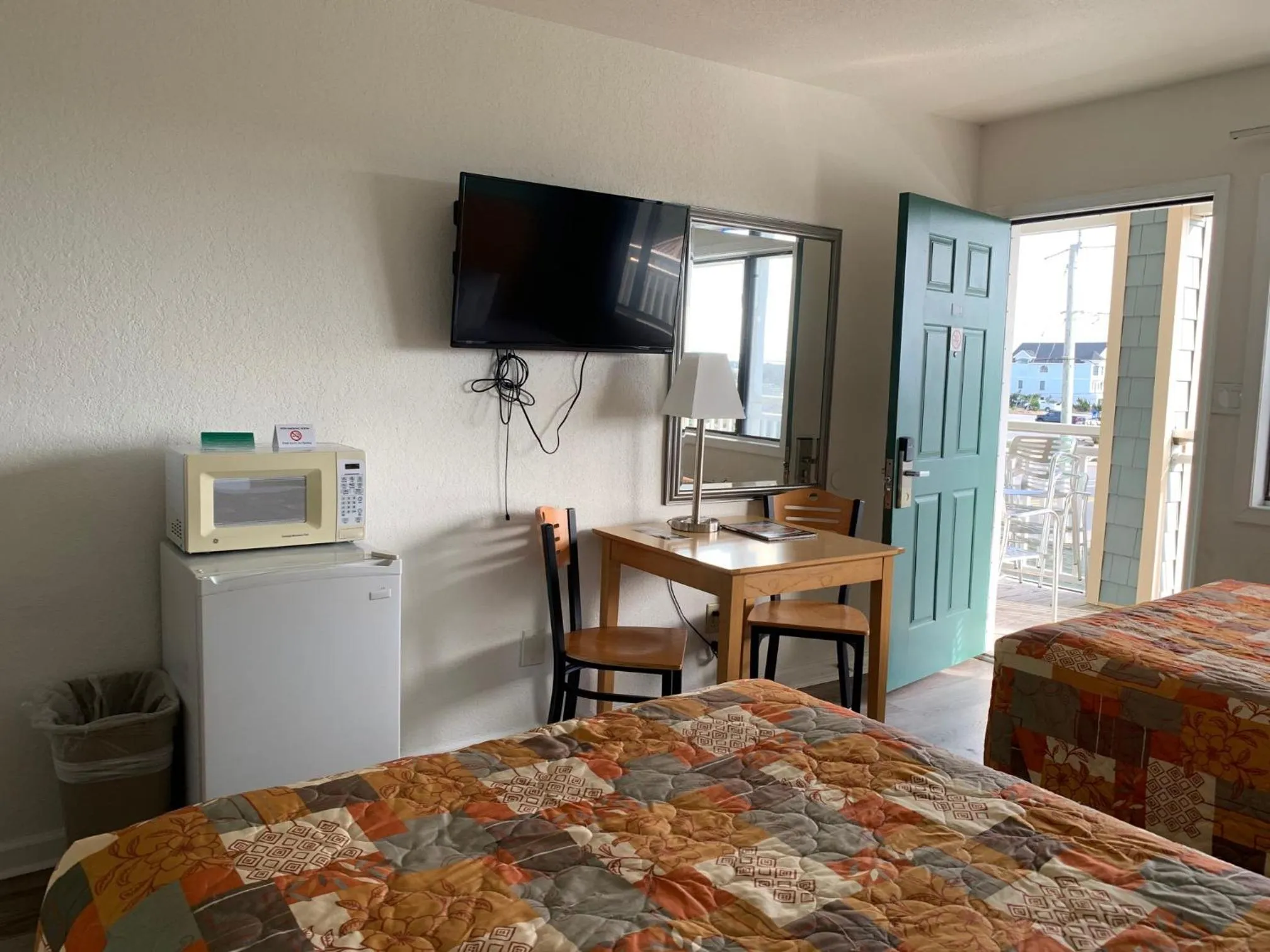 TV and multimedia, Bed in Sea Horse Inn and Cottages