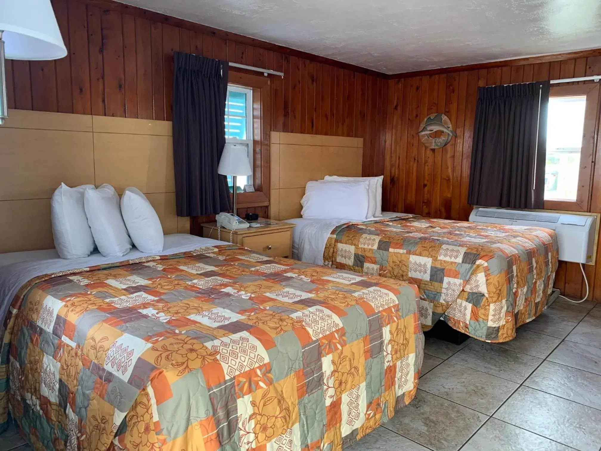 Superior Double Room - single occupancy in Sea Horse Inn and Cottages Superior Double Room - single occupancy in Sea Horse Inn and Cottages