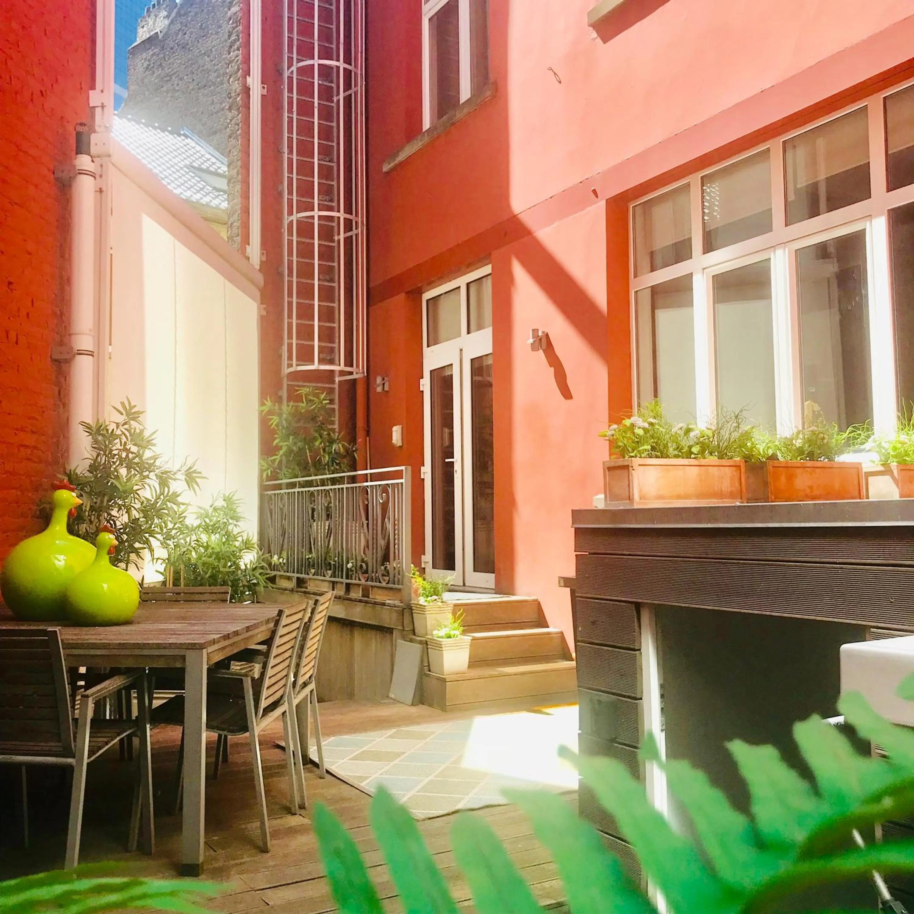 Patio in Les Lofts d'Artistes