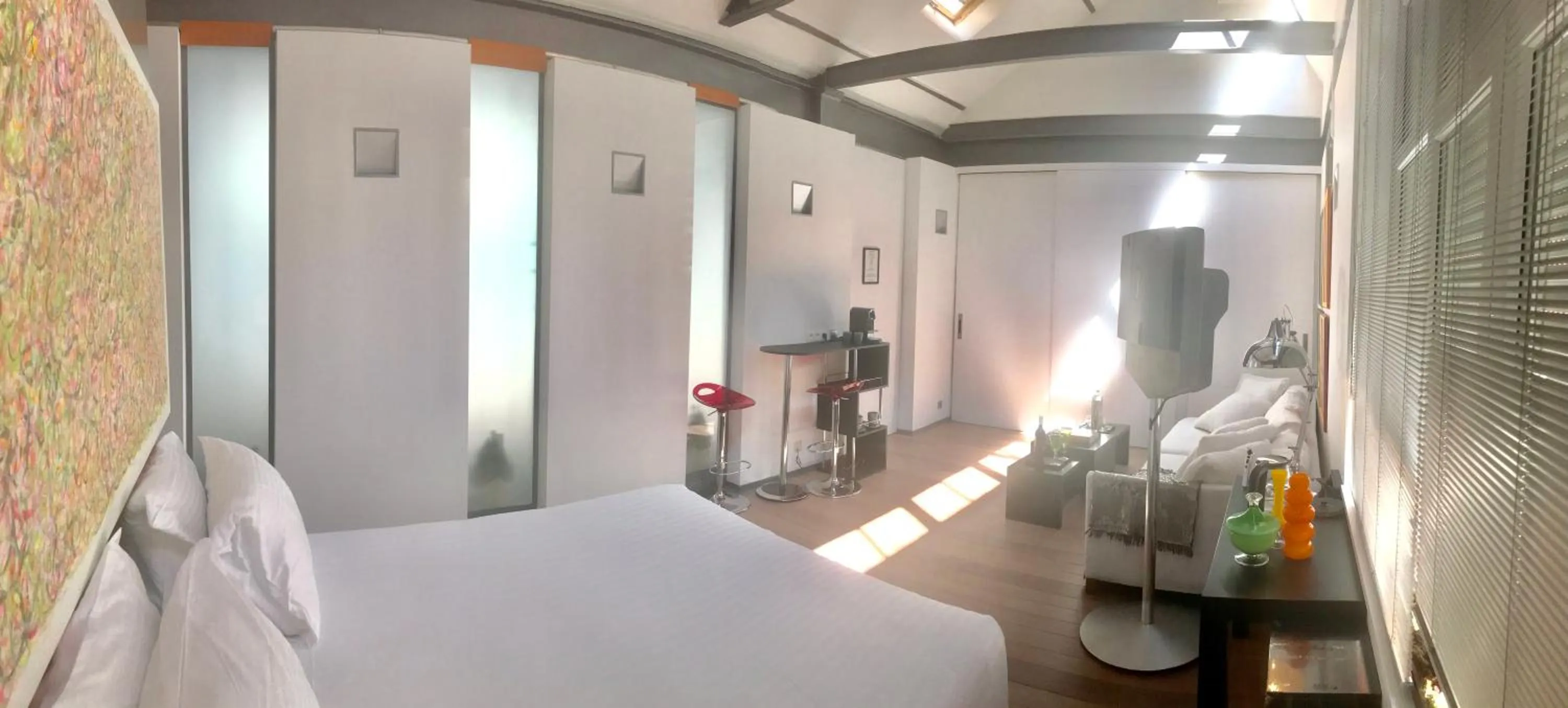 Bed in Les Lofts d'Artistes