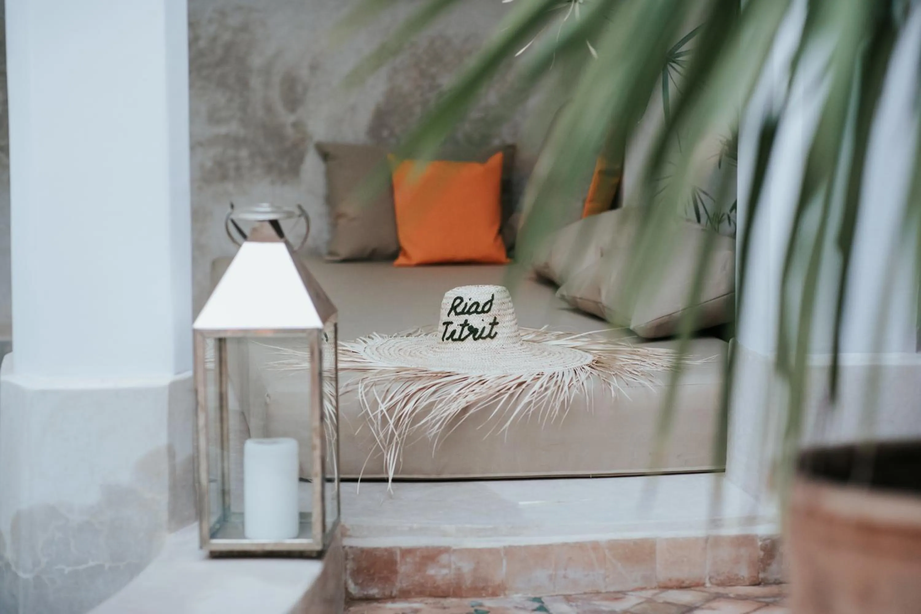 Living room, Bed in Dar Titrit