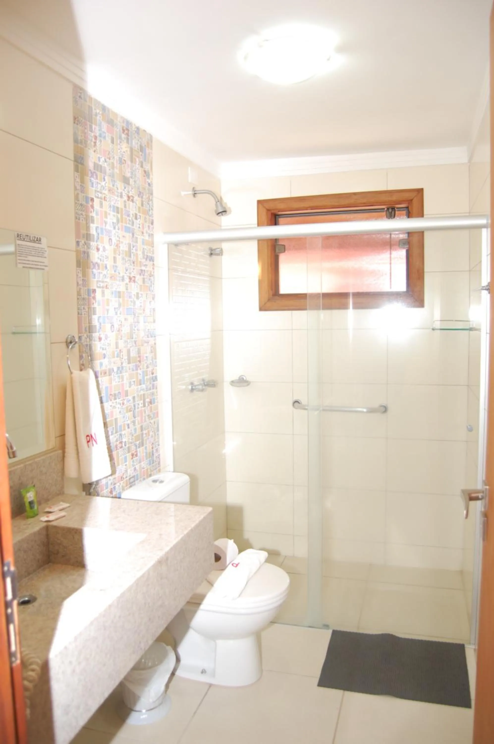 Shower in Pousada Nefelibatas