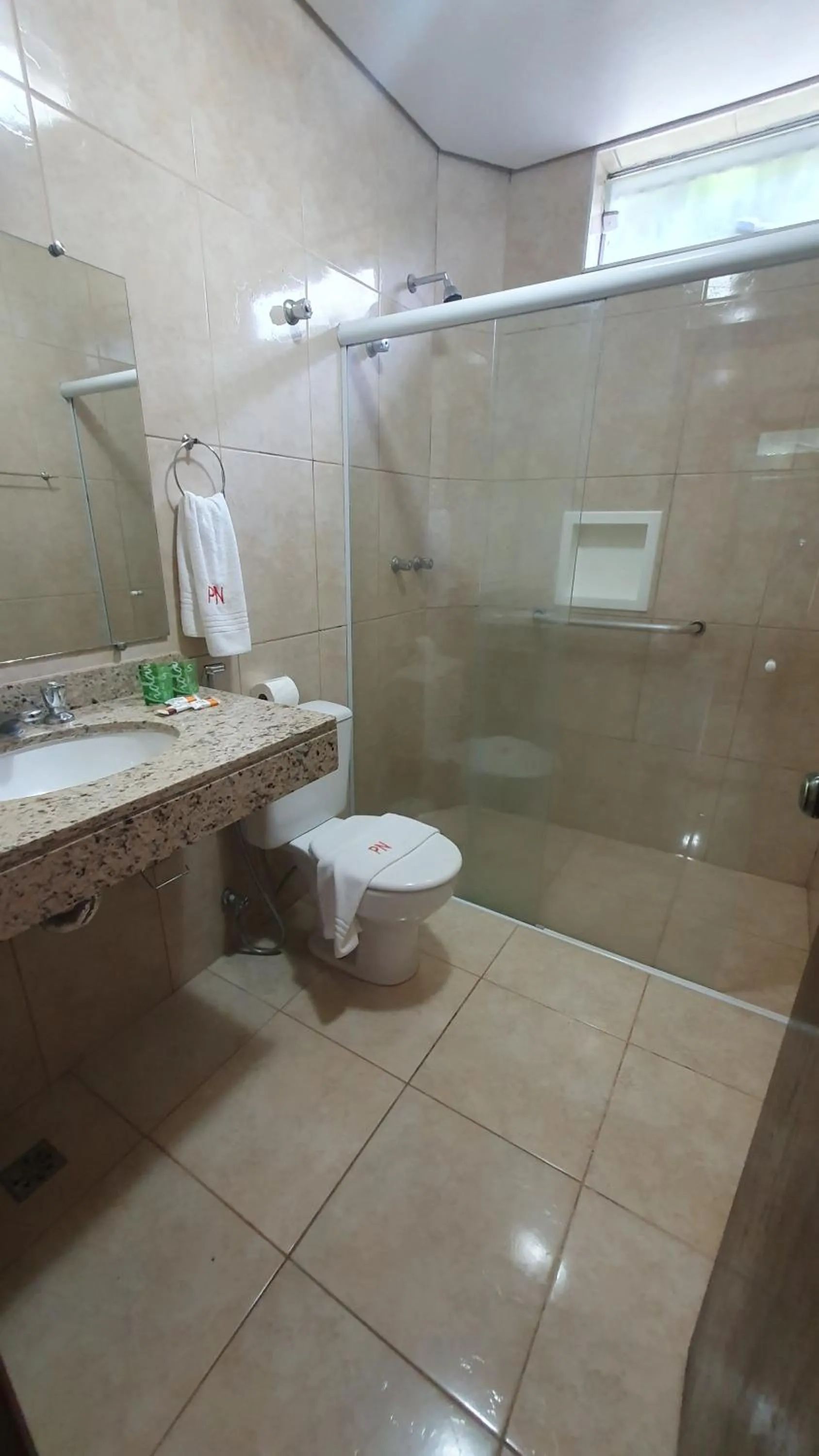 Shower in Pousada Nefelibatas