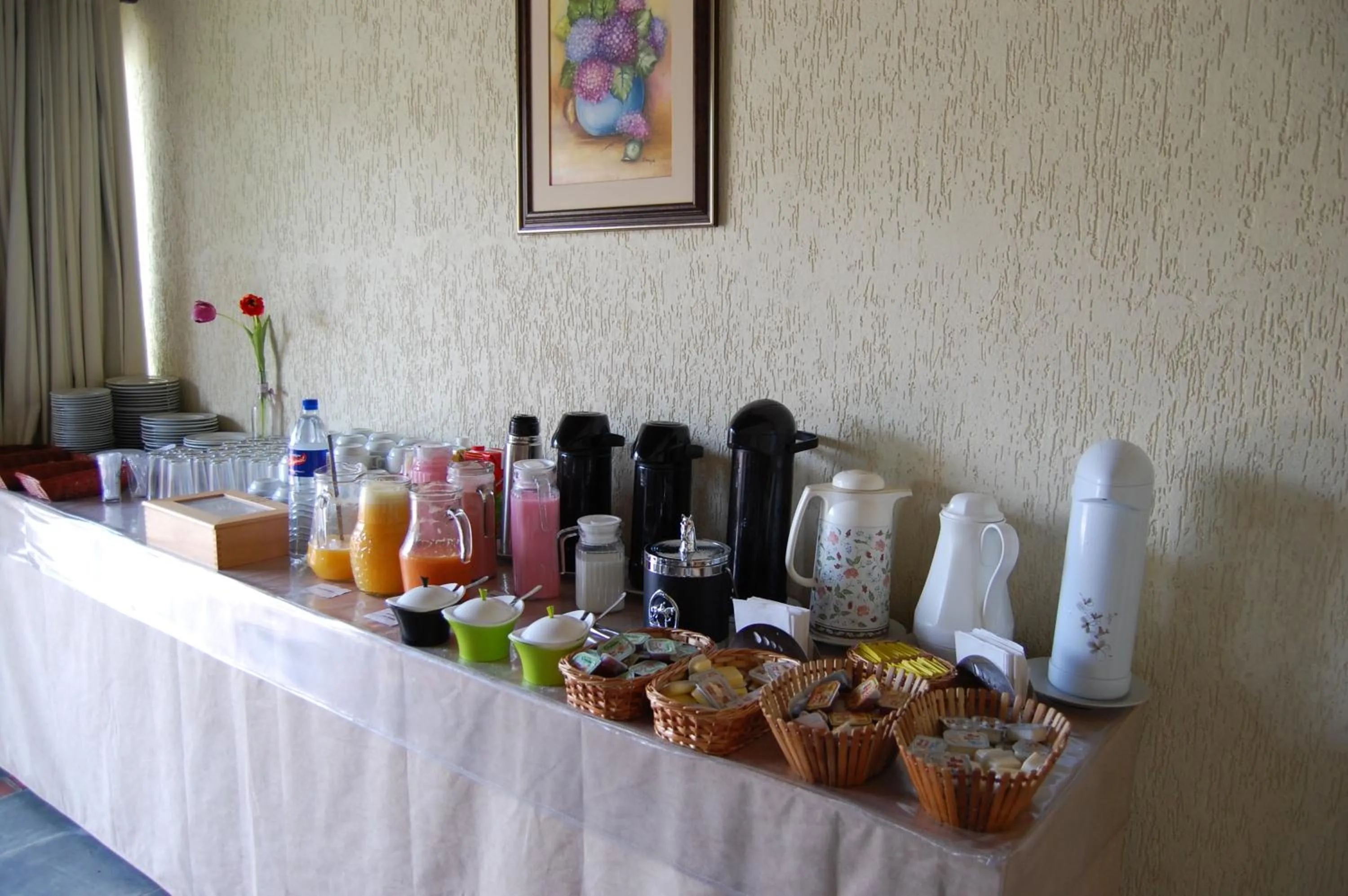 Food and drinks in Pousada Nefelibatas